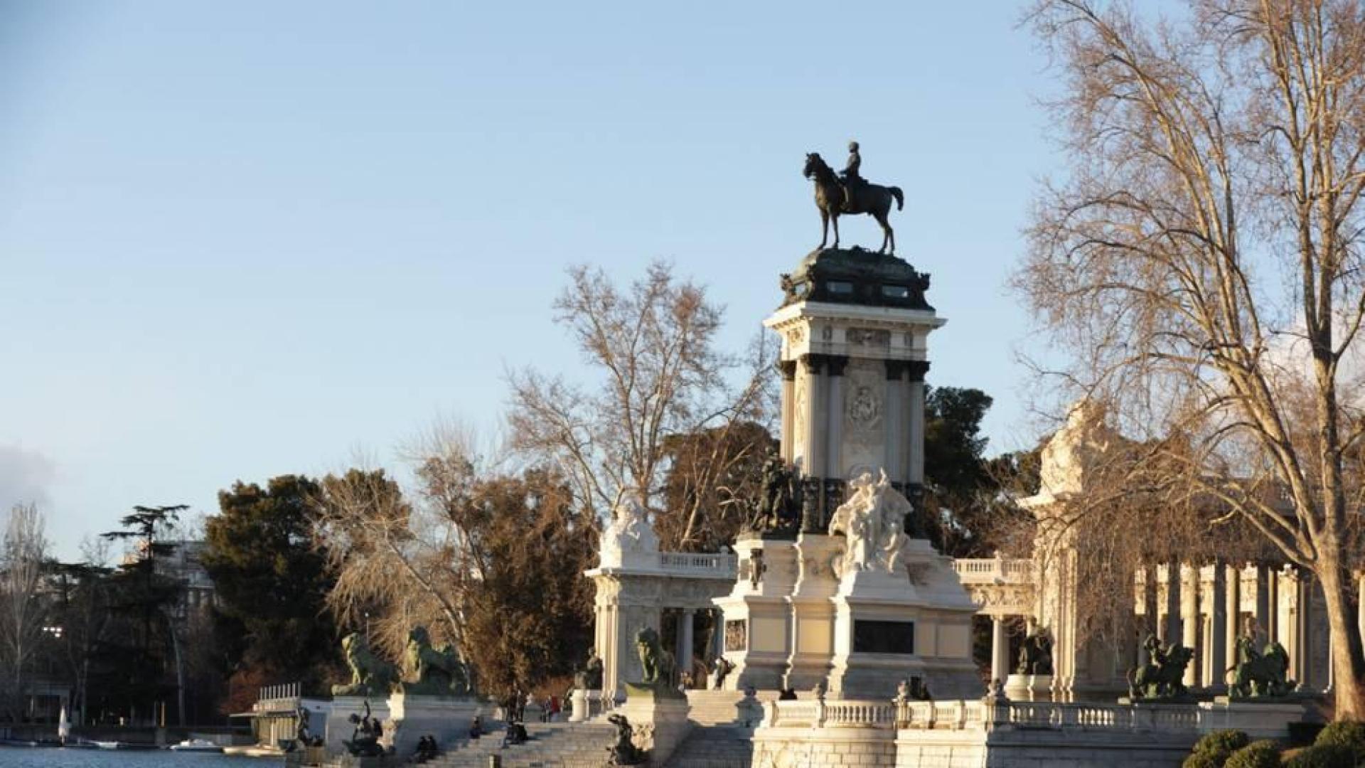 Muere un niño de 4 años tras caerle un árbol encima en el parque del Retiro de Madrid