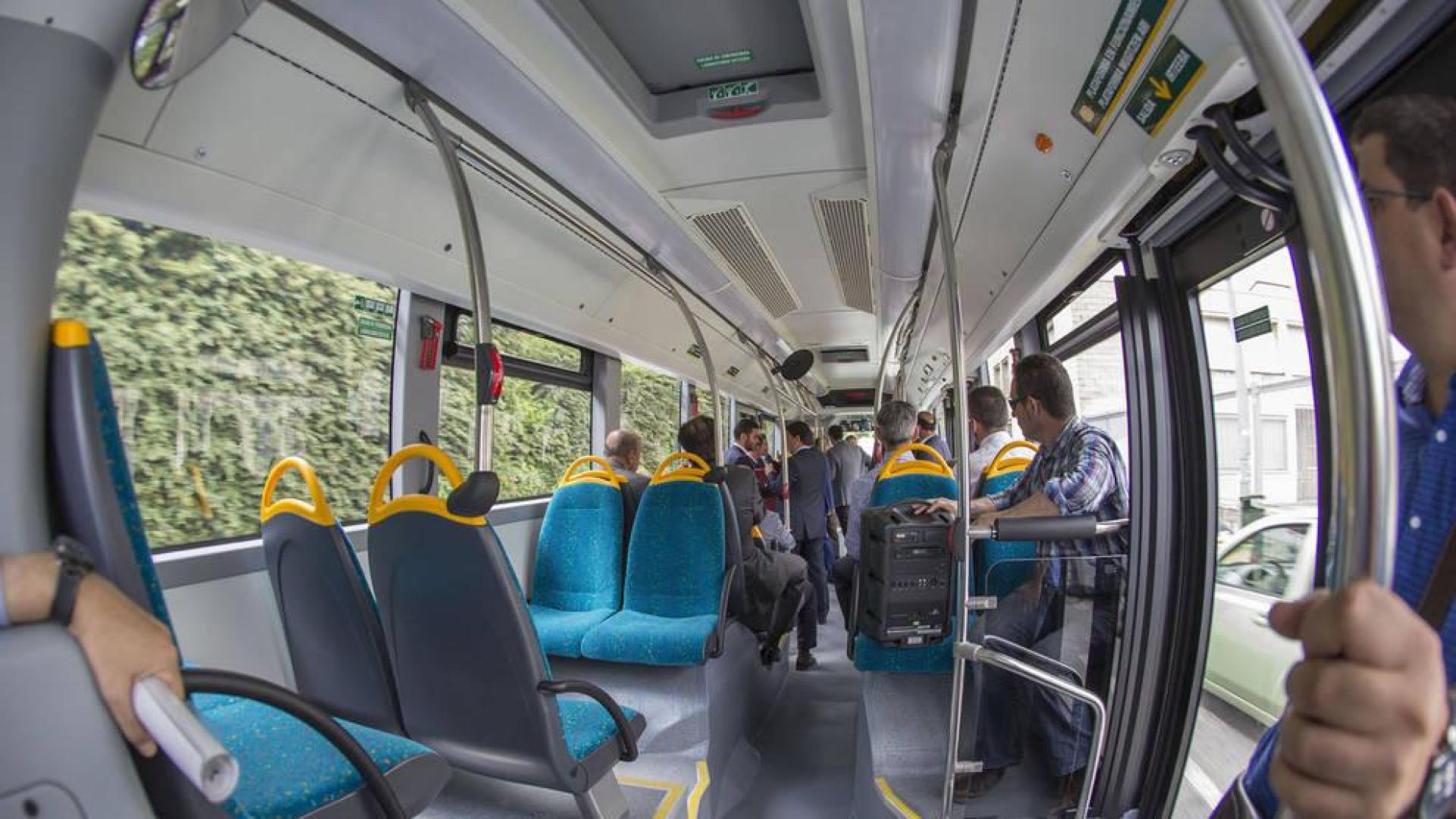 Paradas nocturnas de autobús más seguras para mujeres en 4 ciudades