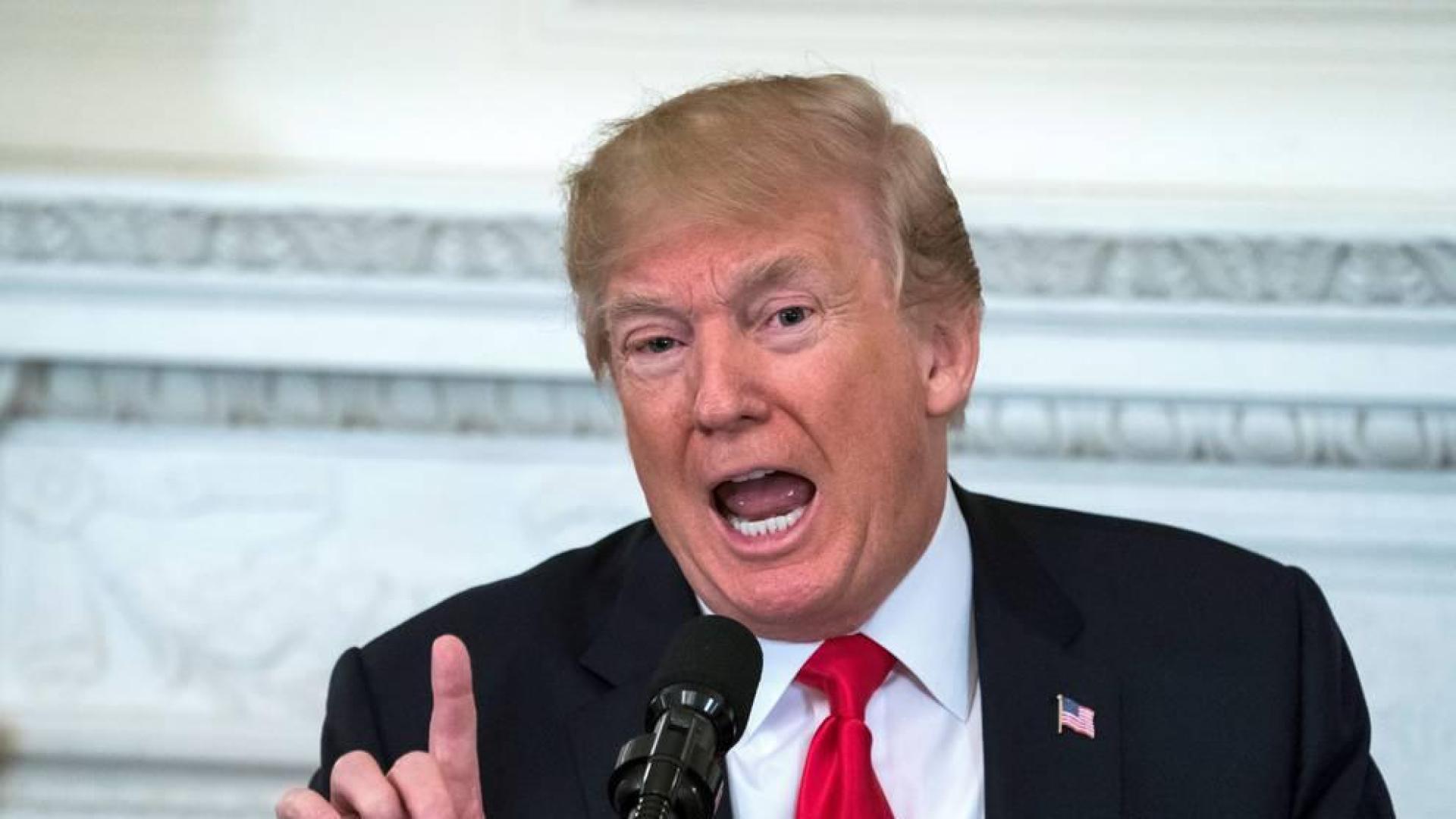 Trump, dispuesto a enfrentarse a la Asociación del Rifle para prevenir tiroteos