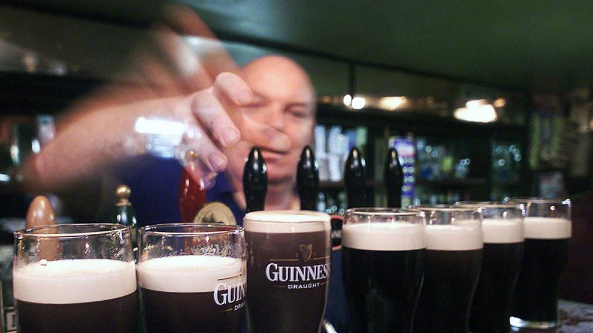 Los pubs irlandeses vuelven a vender alcohol en Viernes Santo 91 años después