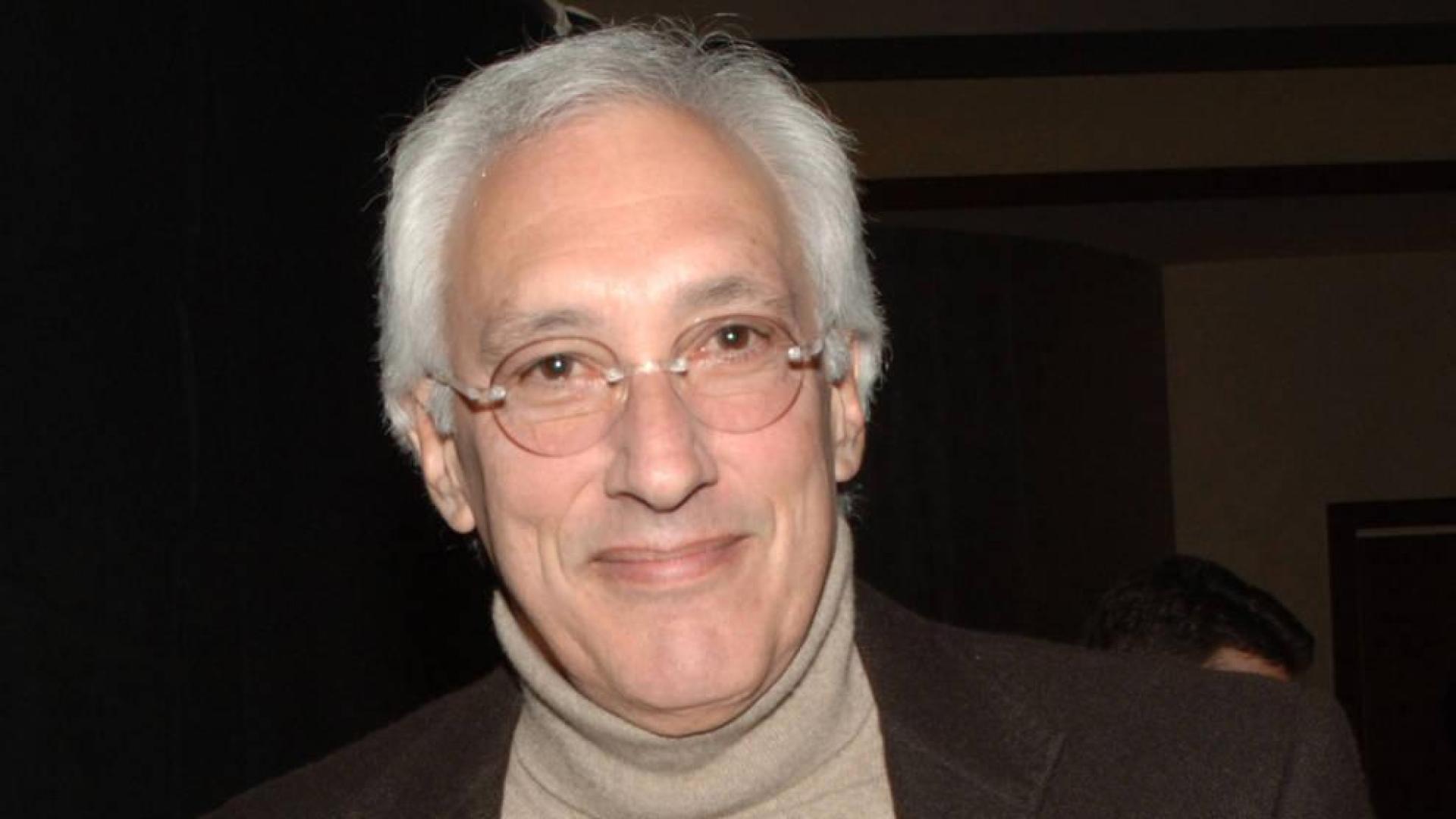 Fallece a los 74 años Steven Bochco, creador de 'Canción triste de Hill Street'