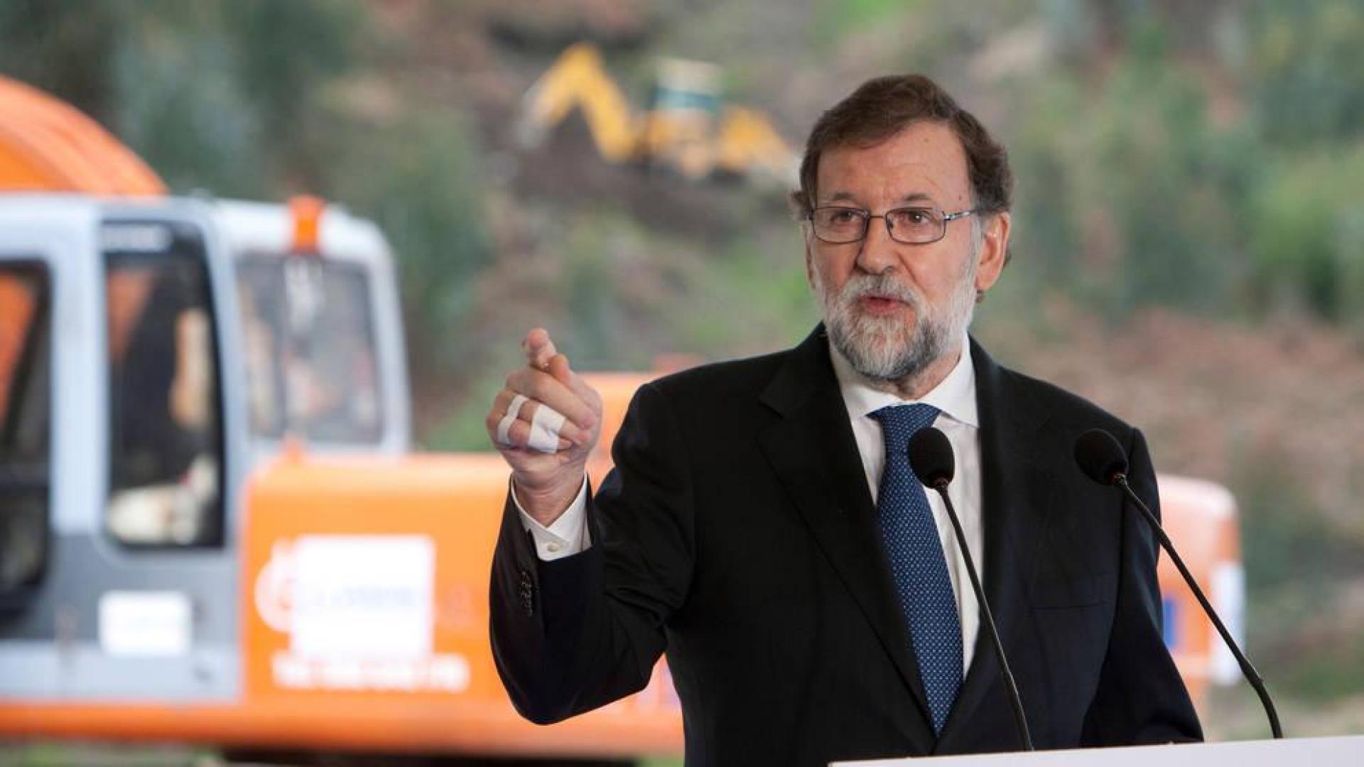 Rajoy subraya una "gran oportunidad" de superar la crisis si se hacen cosas bien
