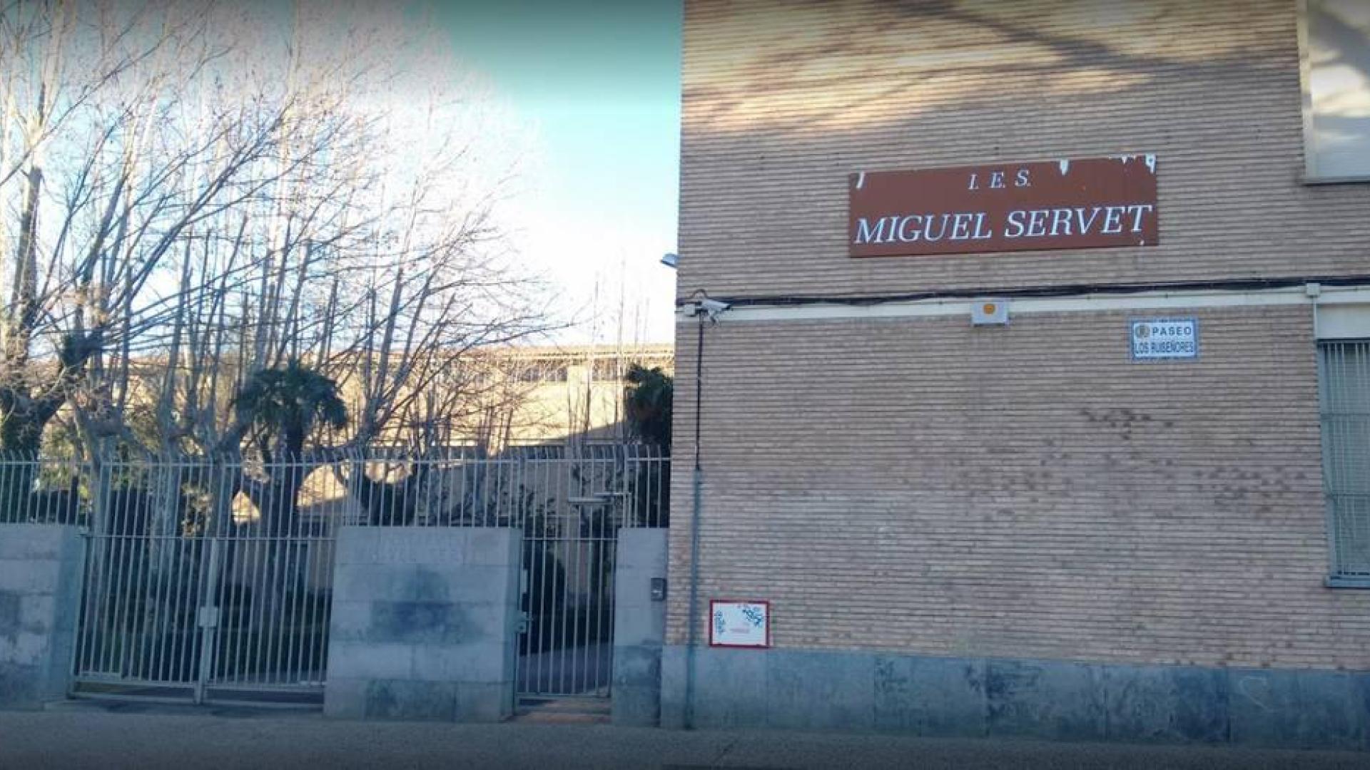 Aragón pide retirar un libro que aconseja abstinencia sexual contra contagios
