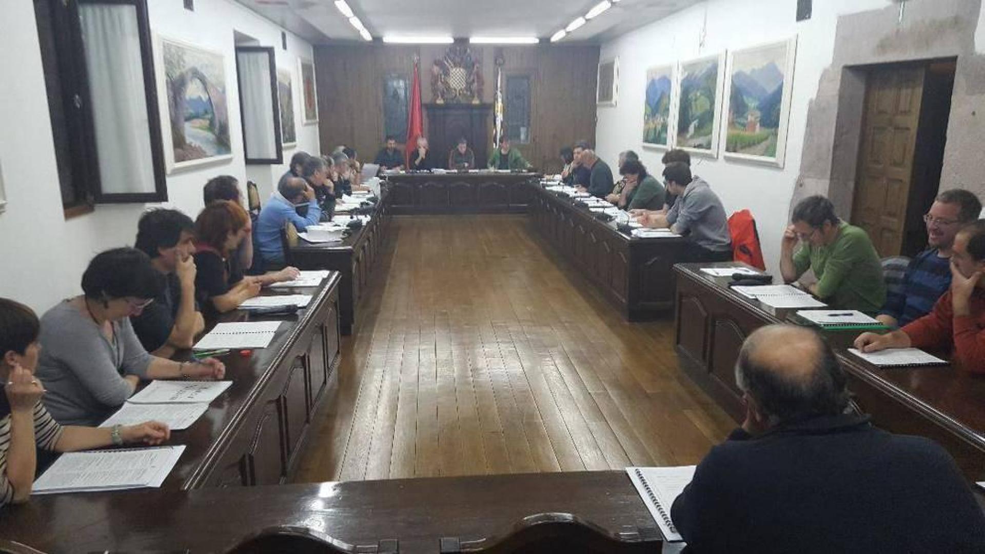 La Junta de Baztan se apoya en asesores del Ayuntamiento en su rechazo a Aroztegia