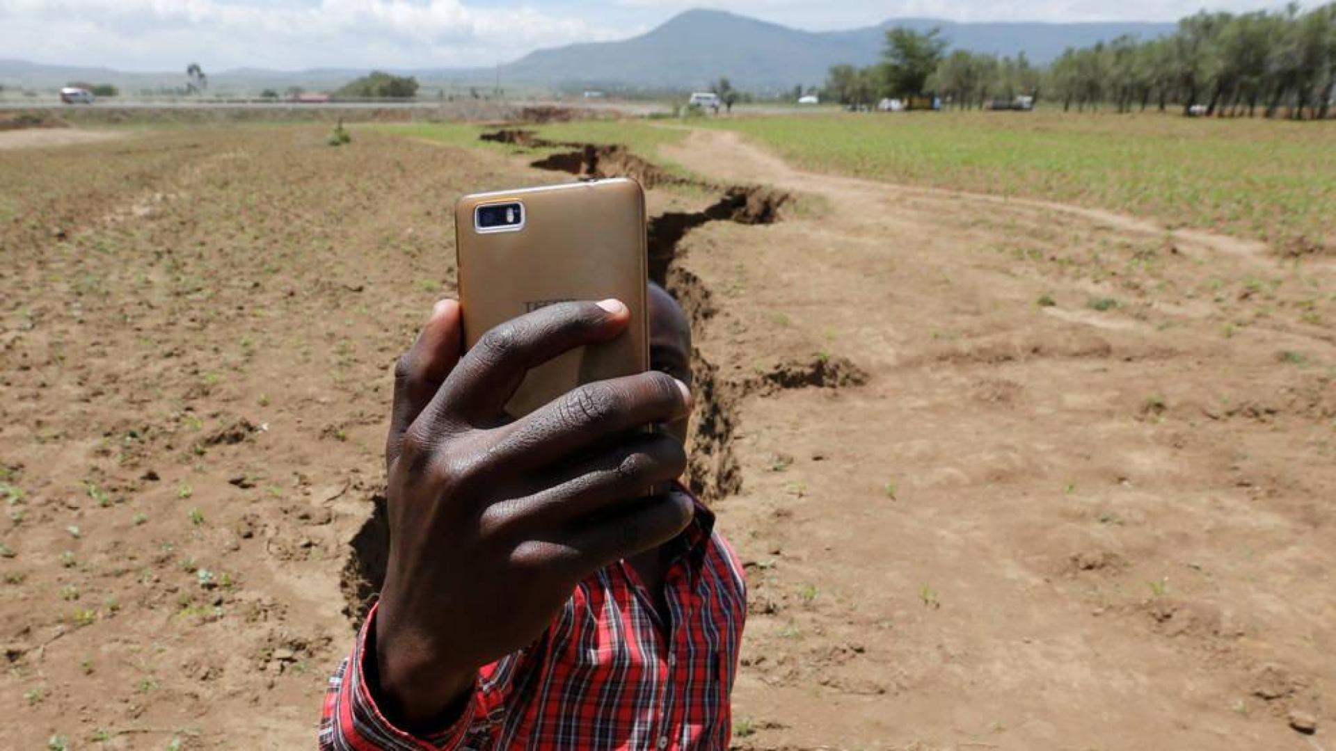Aparece una enorme grieta en Kenia que podría dividir África en dos
