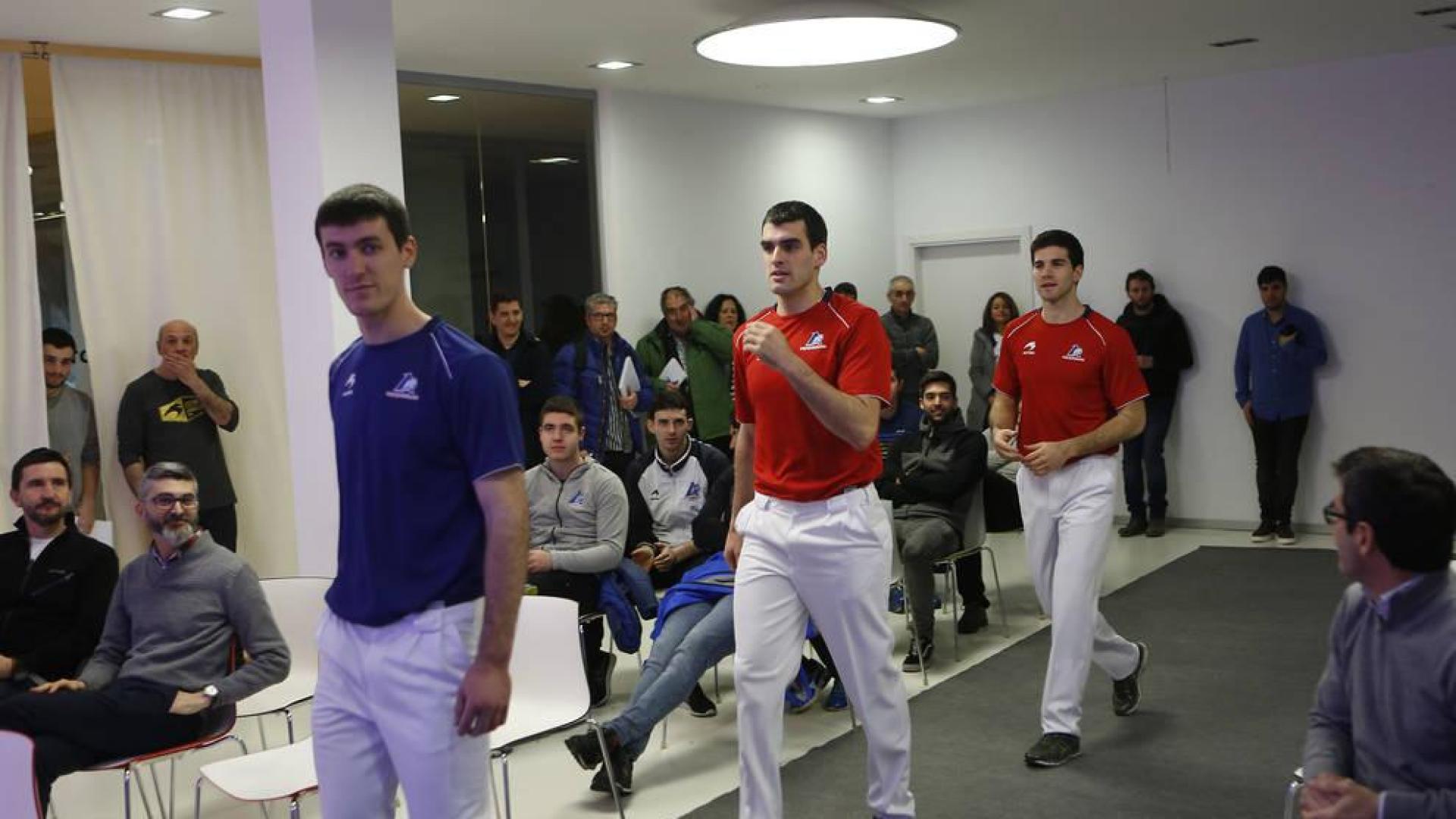 Ezkurdia-Zabaleta parten con ligera ventaja para la final, 100 a 80 por ellos