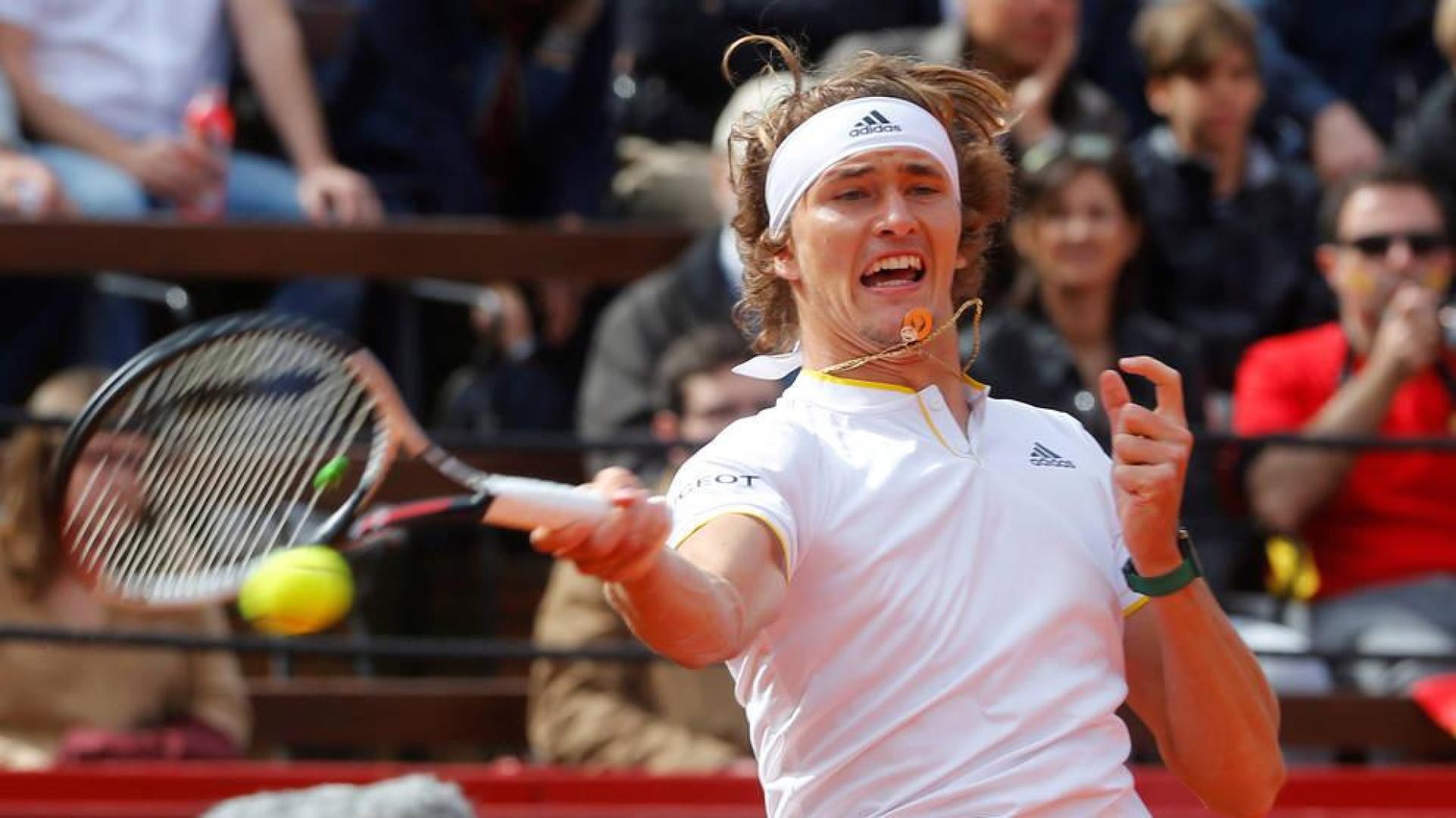 Zverev pasa por encima de Ferrer y suma el primer punto para Alemania