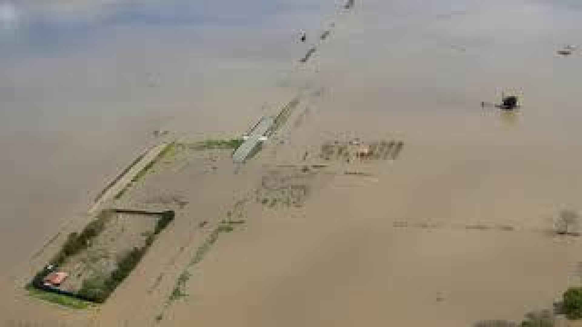 Imágenes áreas de los desbordamientos de los ríos Aragón y Ebro