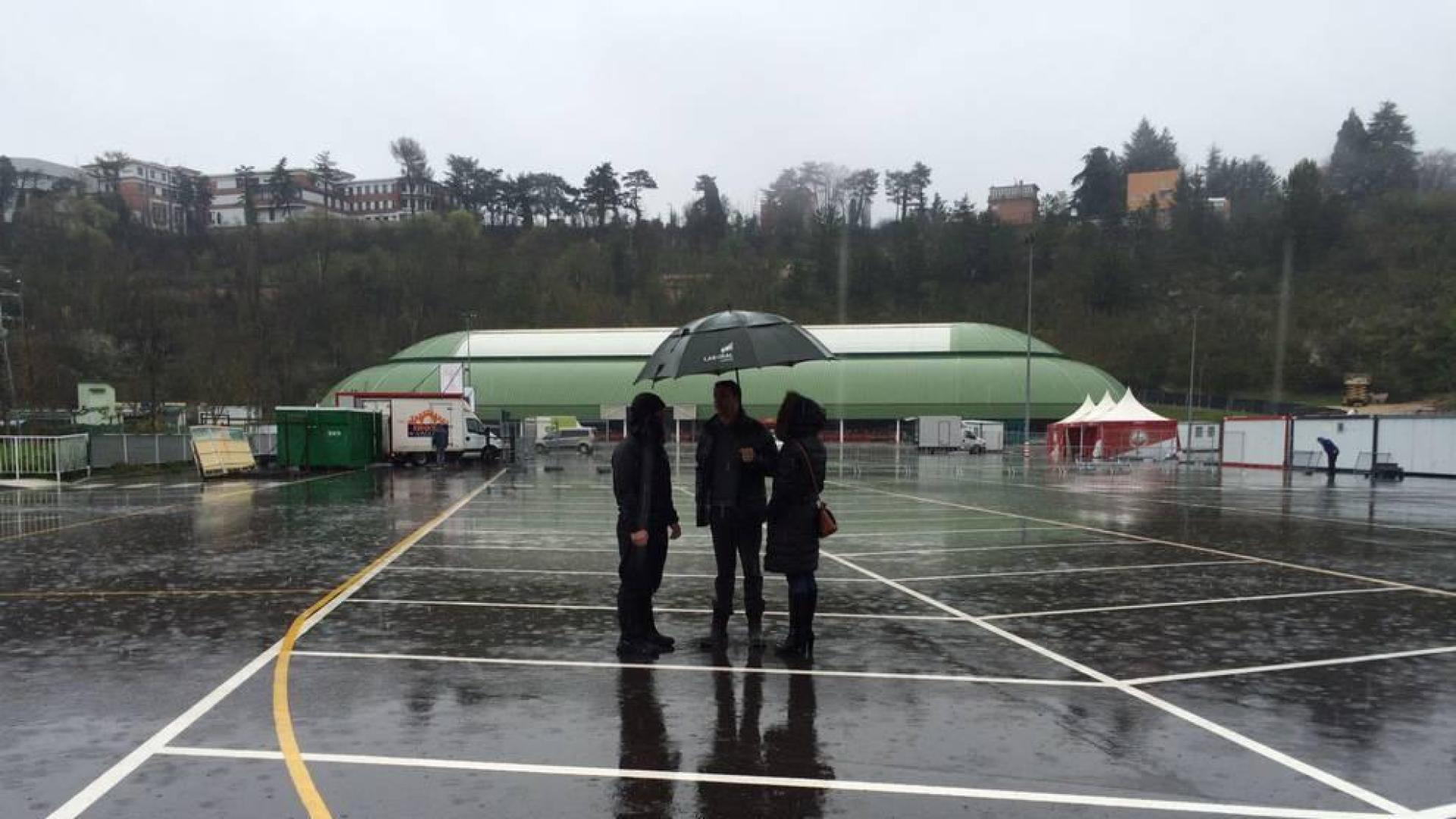 La crecida del Arga cierra la CD Amaya, donde mañana se celebra la Carpa