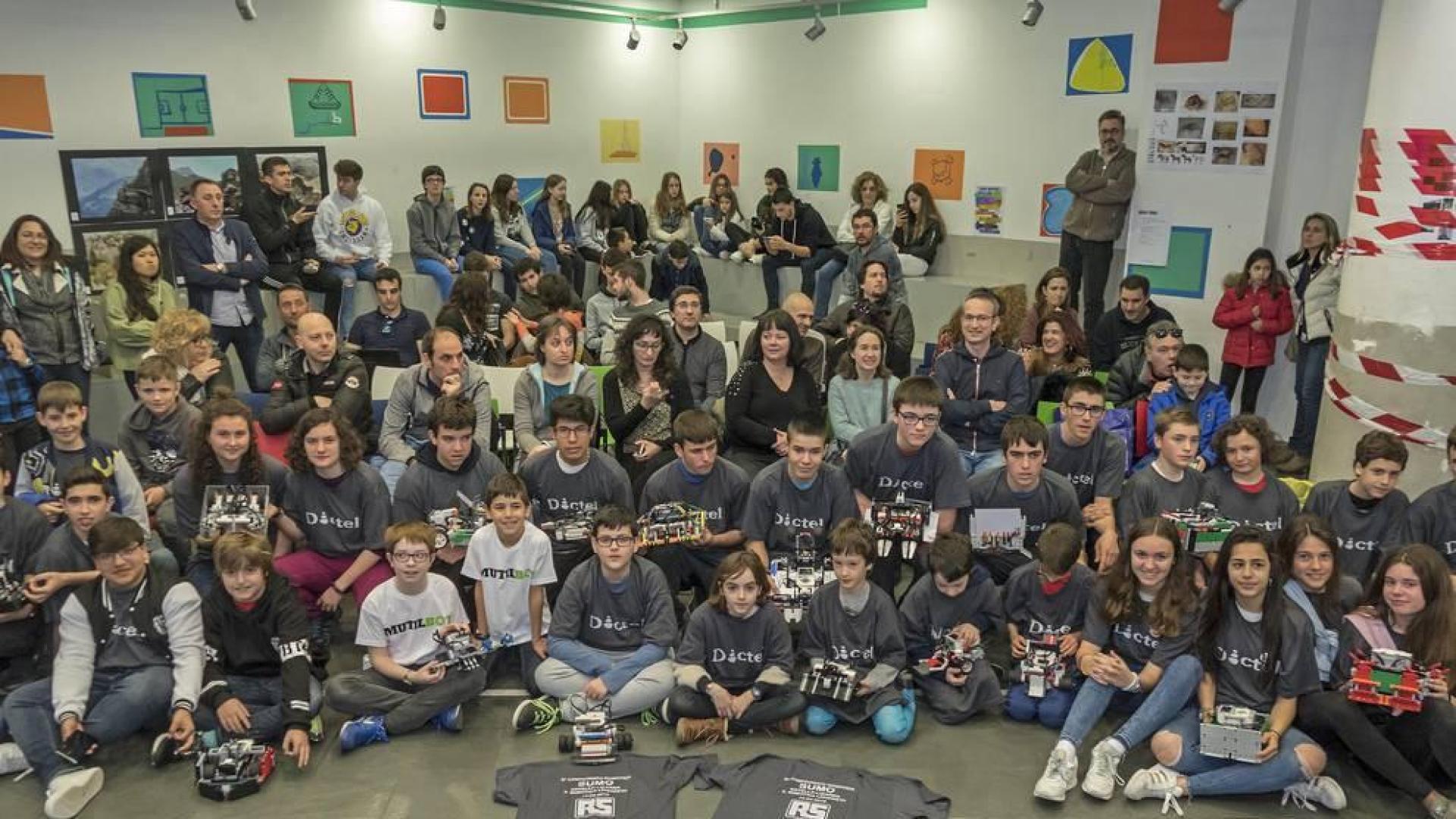 La robótica más divertida mide a escolares navarros en Estella