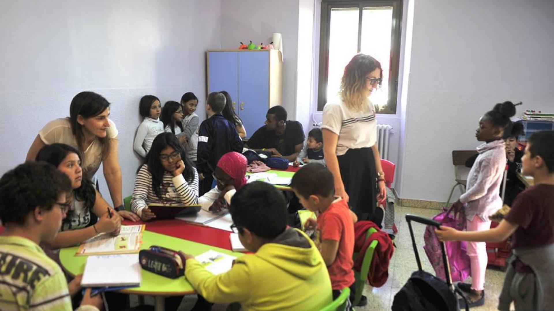 Itaka-Escolapios busca voluntarios para el programa de apoyo escolar en Tafalla