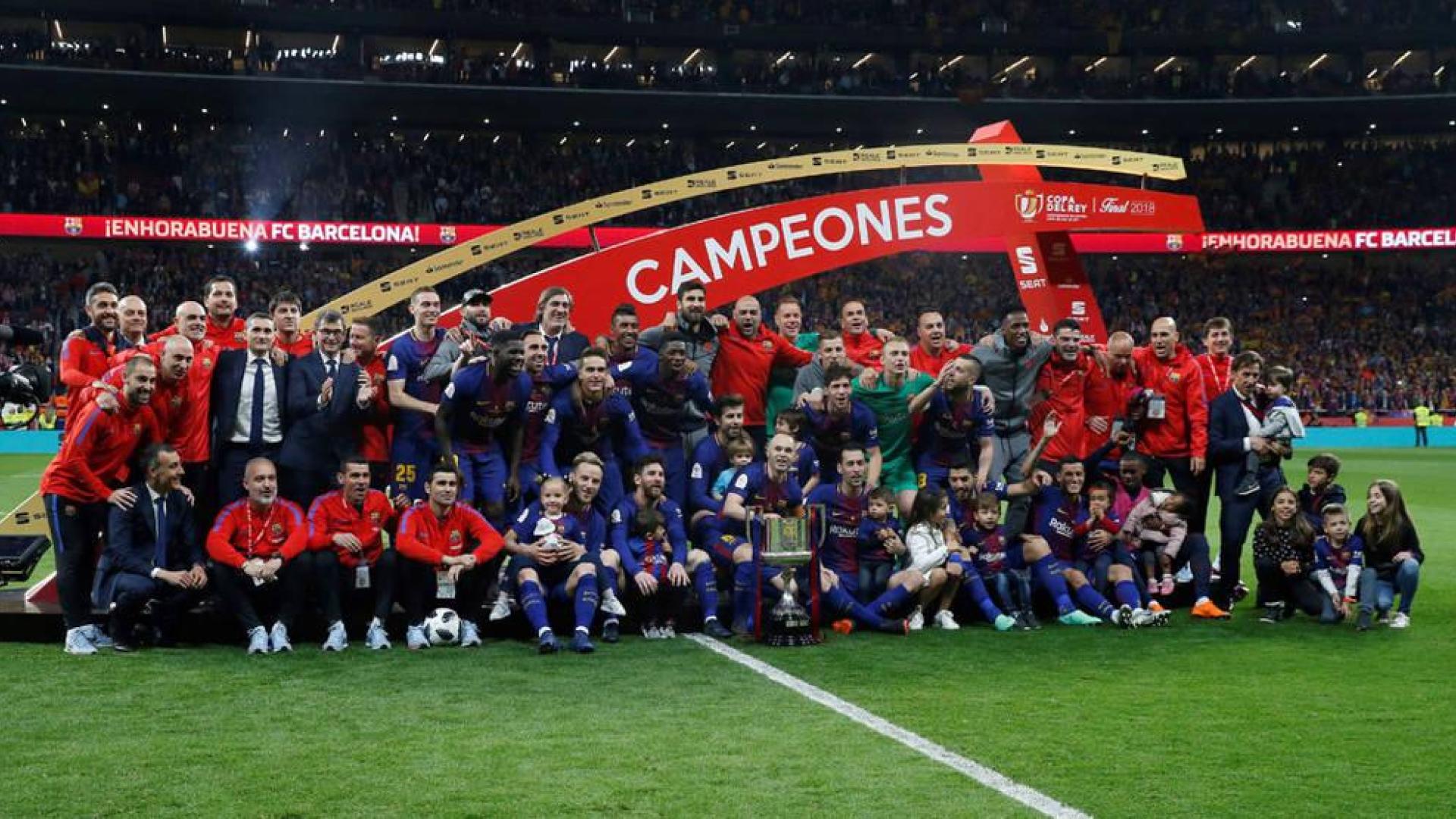 El Barcelona recupera la excelencia y revalida la corona