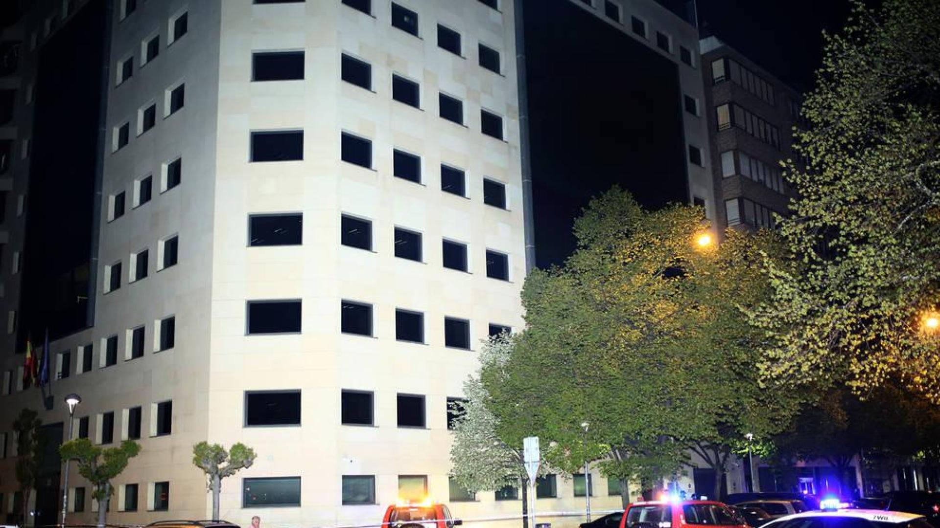 Una detonación en el edificio de Hacienda moviliza los servicios de emergencia
