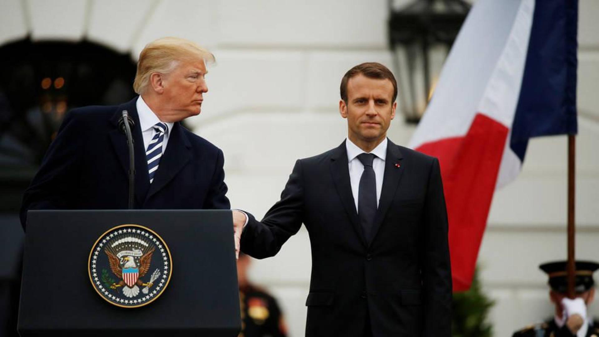 Trump dice a Macron que es el momento de "ser fuertes" y "estar unidos"