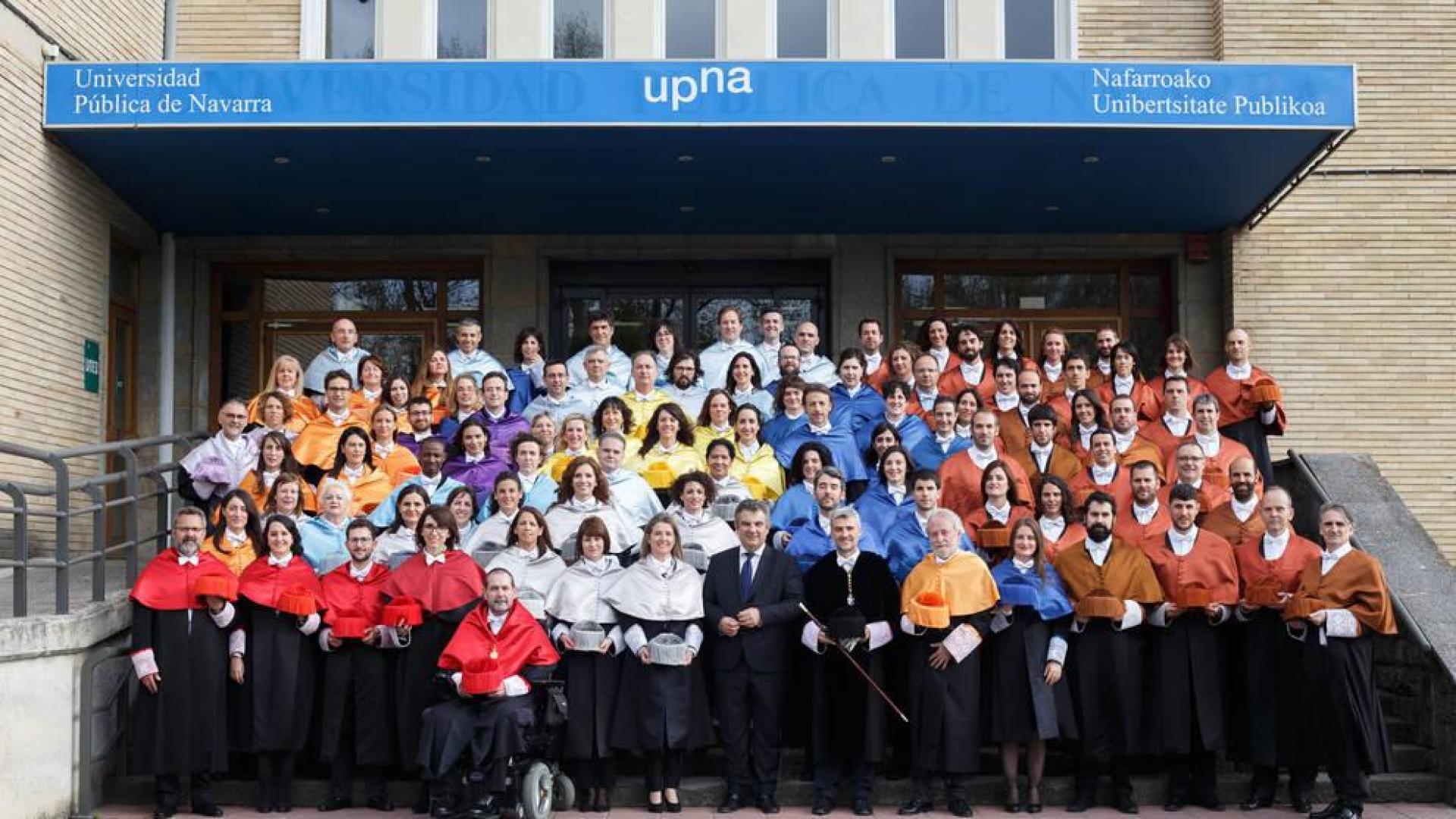 La UPNA celebra el acto de investidura de 178 nuevos doctores y doctoras
