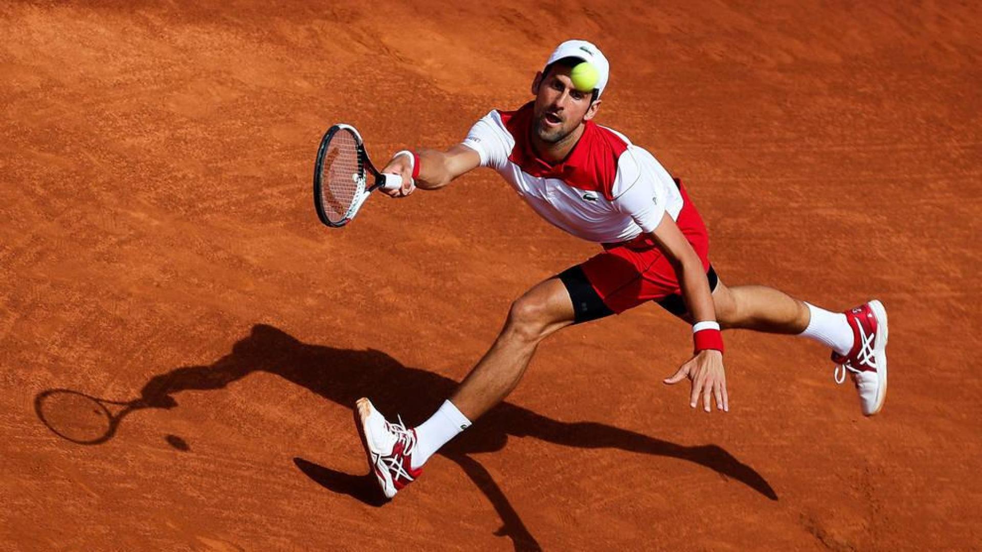 Djokovic cae contra el 140 del mundo en su estreno en el Conde de Godó