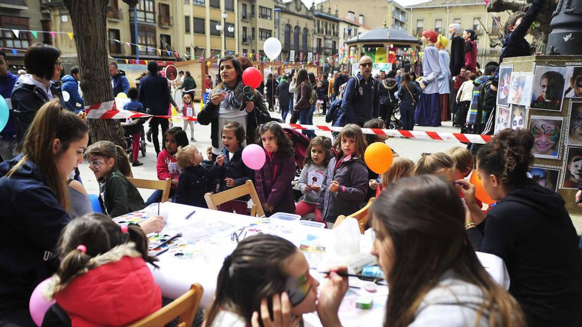 Zancadas solidarias en Tafalla