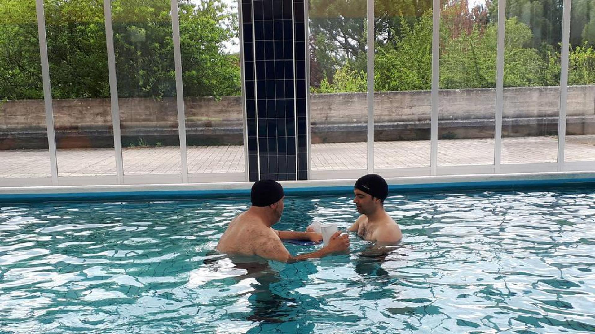 Salud inicia terapias acuáticas para rehabilita a pacientes con enfermedades neurológicas