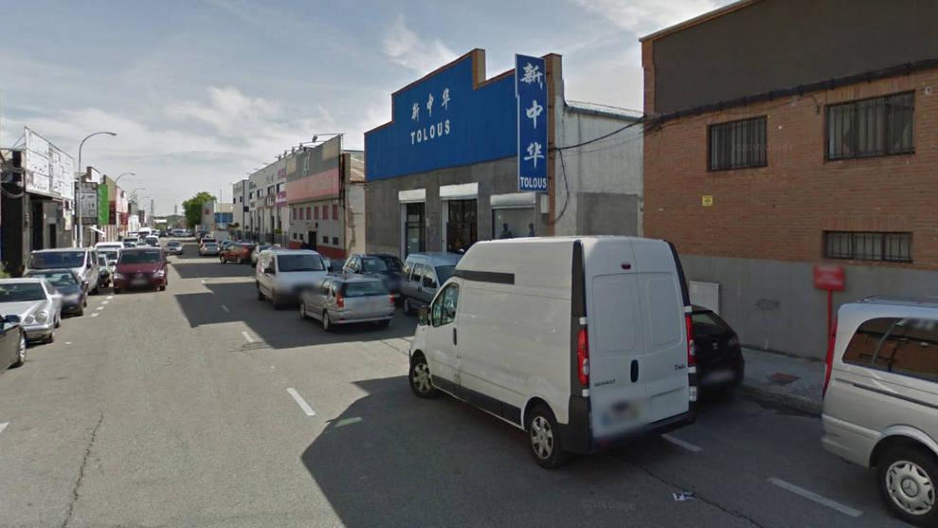 Desmantelan una fábrica clandestina de pilas y memoria digitales en Madrid