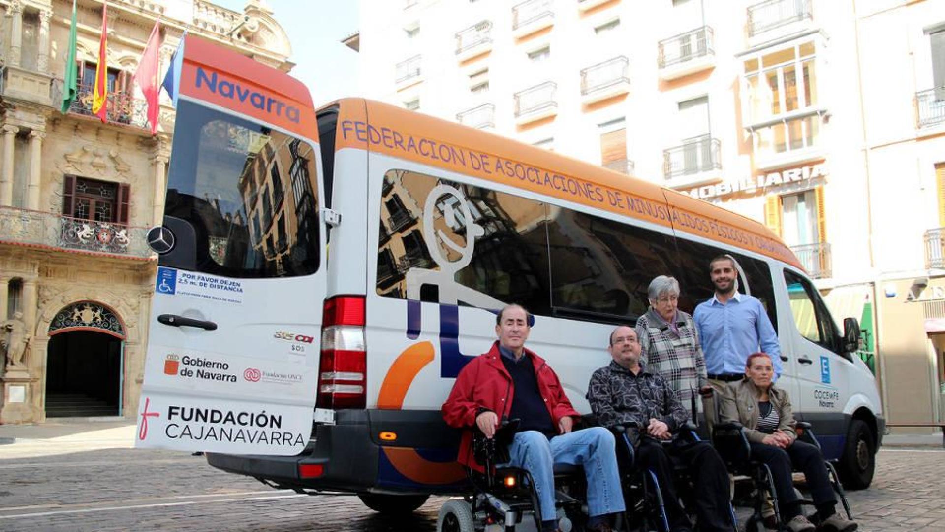 Fundación Caja Navarra aporta 25.000 euros a Cocemfe Navarra