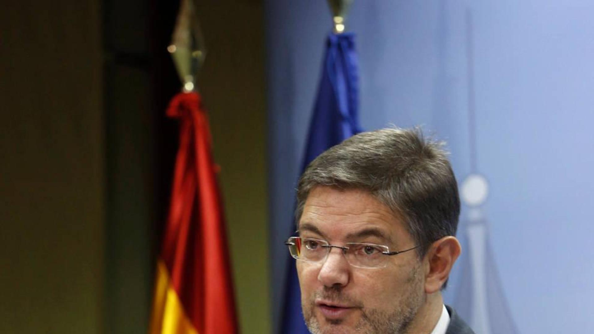 Rafael Catalá cree que la foto de Rivera tiene que ver "con tradiciones"