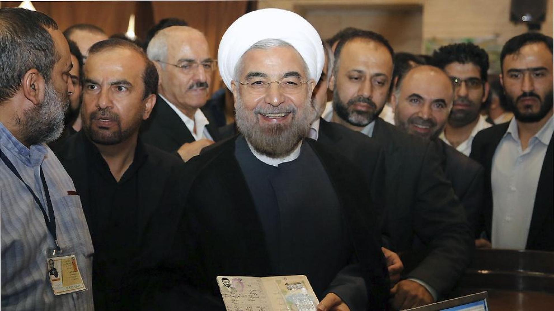 El reformista Hasan Rohani supera el 50 por ciento de los votos