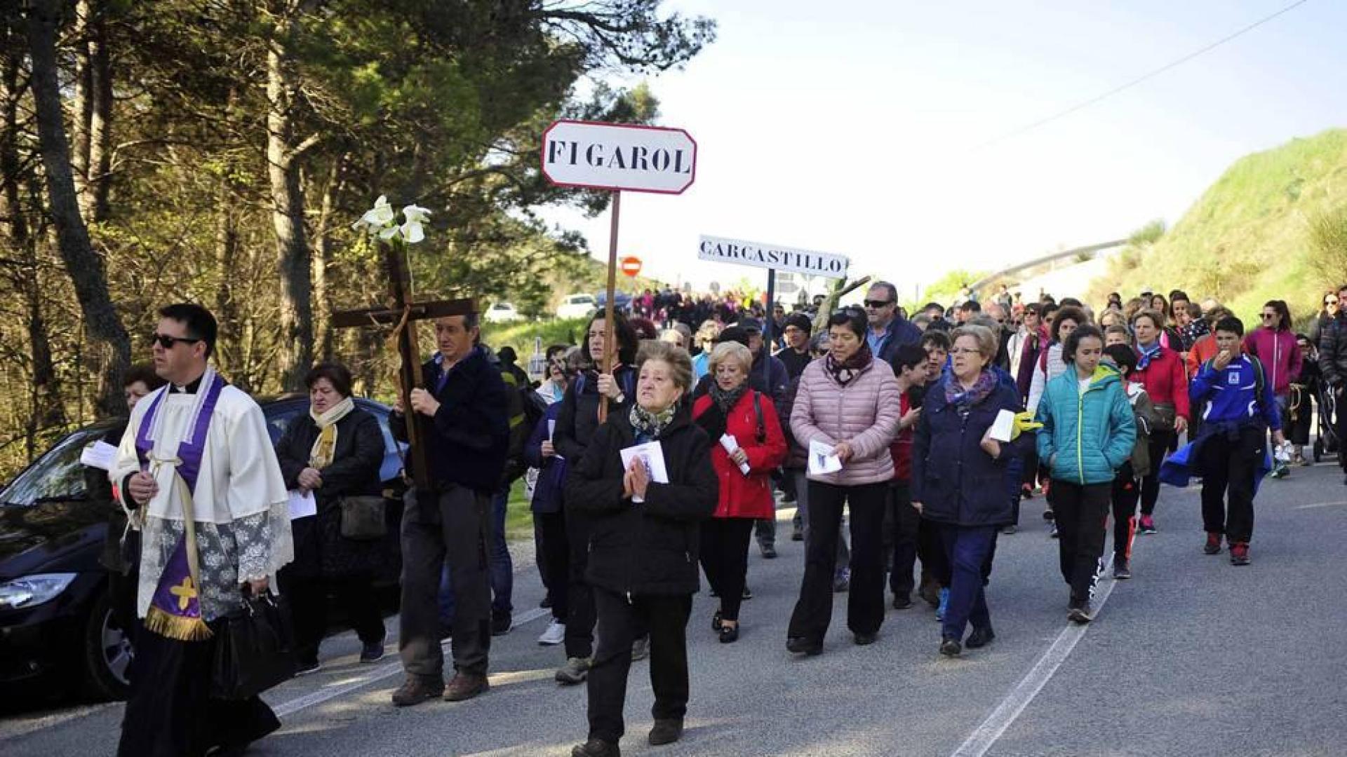 Romería de Ujué, que transcurre por Figarol, Carcastillo, Mélida y Olite