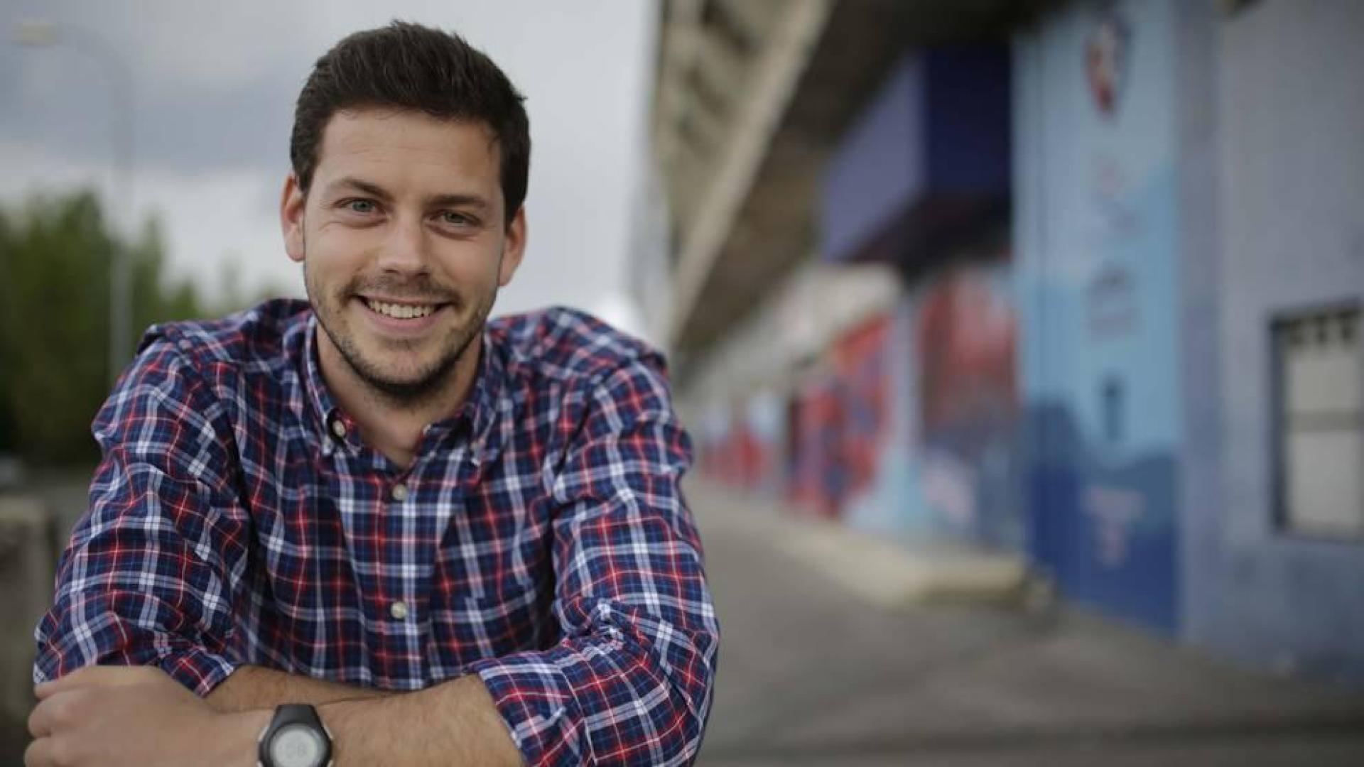 La vida devuelve la pelota al árbitro David Pérez