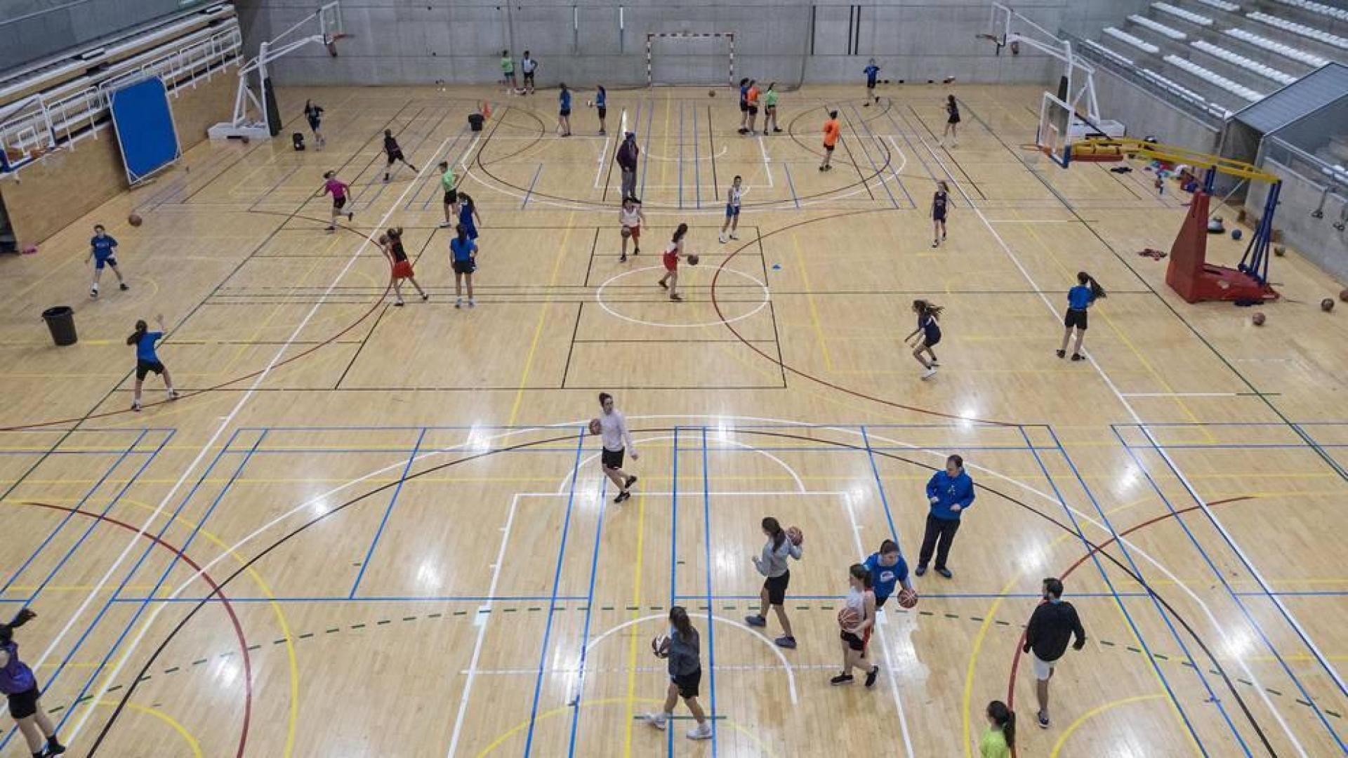 Ayegui, Estella y Villatuerta abren sus polideportivos al uso compartido