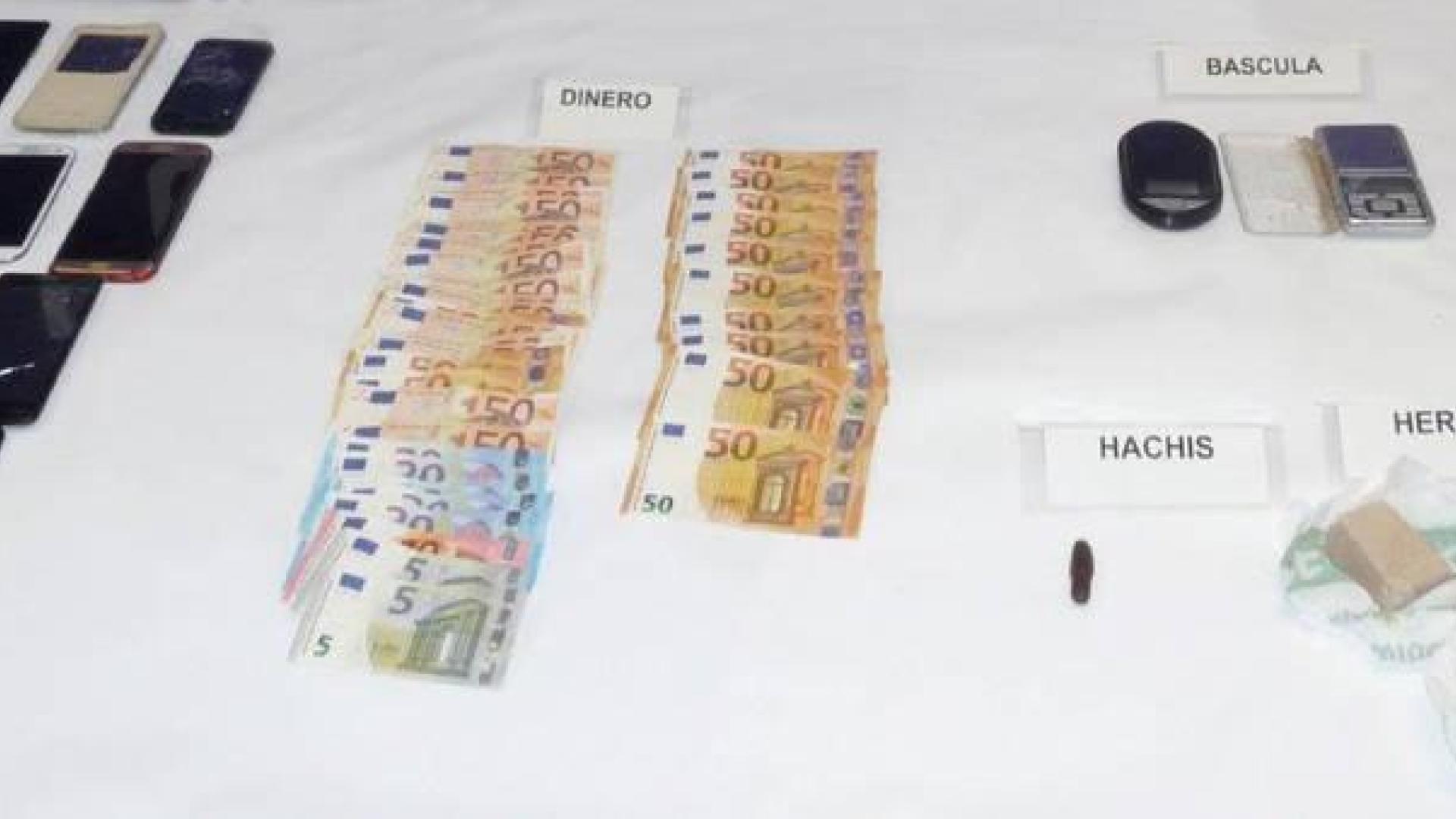 Dos detenidos en una operación antidroga en dos pisos de Pamplona
