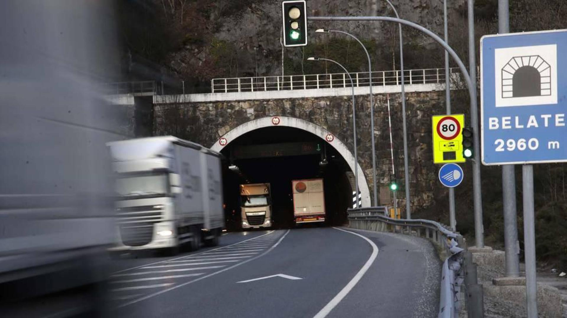 El transporte rechaza las restricciones en Belate