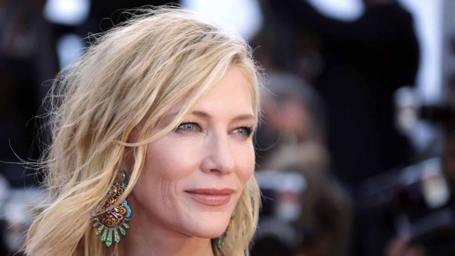 Cate Blanchett y la veterana realizadora francesa Agnès Varda, más de 80 mujeres de todos los ámbitos del cine desfilaron este sábado por la mítica alfombra roja del Festival de Cannes para reafirmar su presencia en la industria del cine