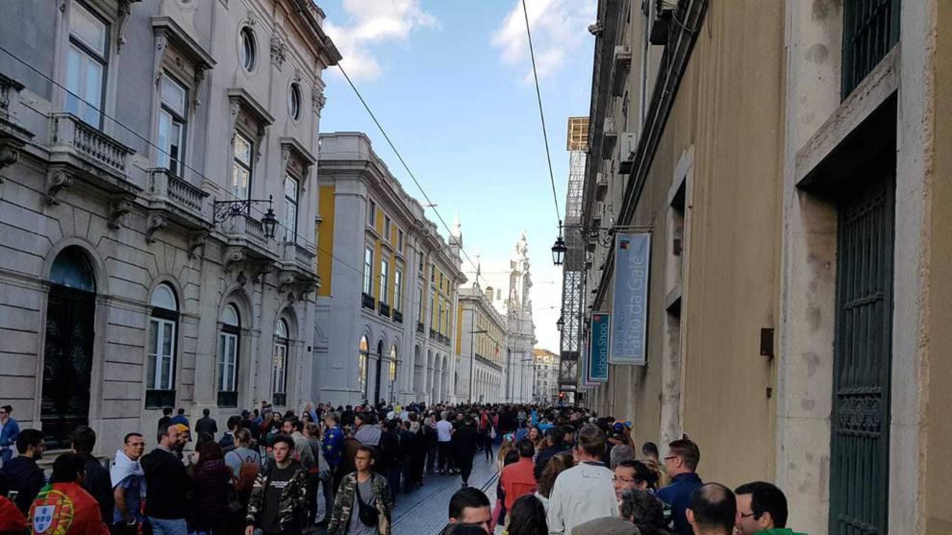 El centro de Lisboa se encuentra colapsado a unos minutos de la gran noche