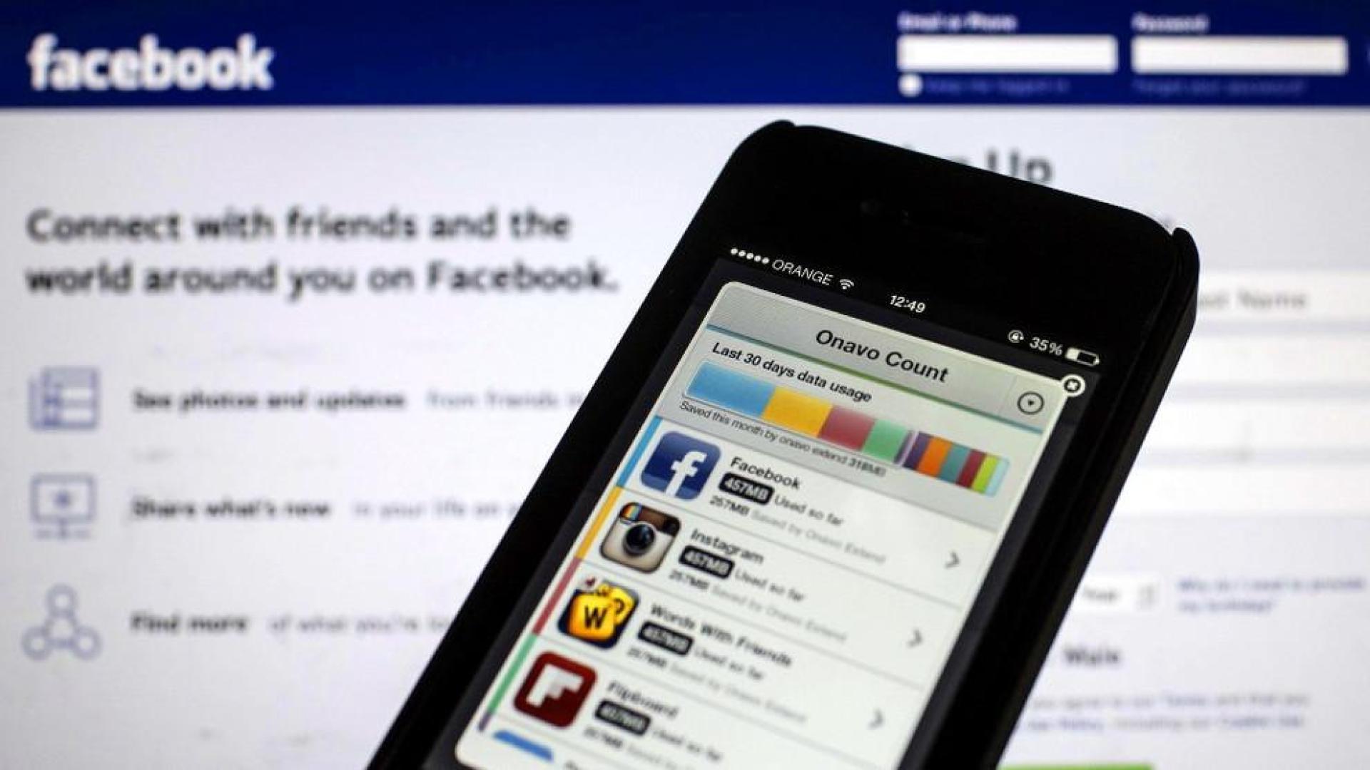 Facebook negocia la compra de BlackBerry