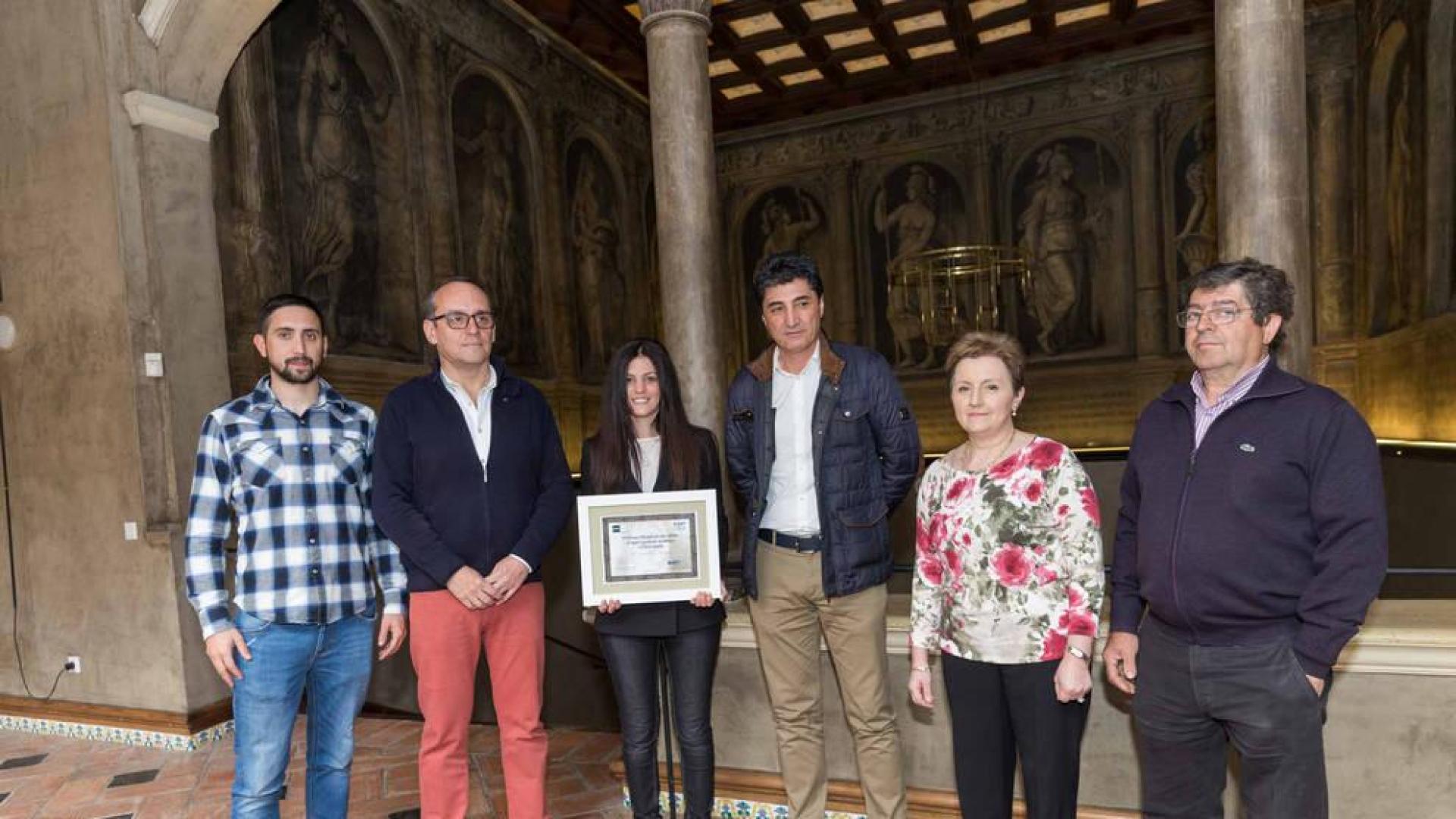 Raquel Ochoa logra el premio al mejor expediente de UNED Tudela