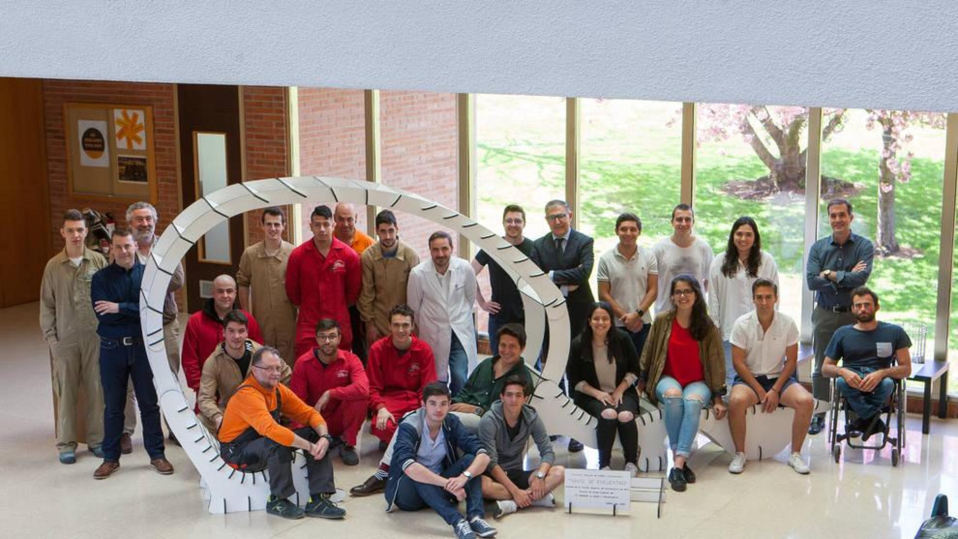 Área de descanso, punto de encuentro entre estudiantes de Arquitectura de la UN y Donibane