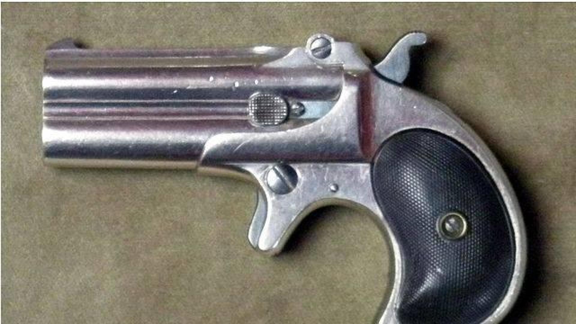La pistola 'Derringuer' era del suegro