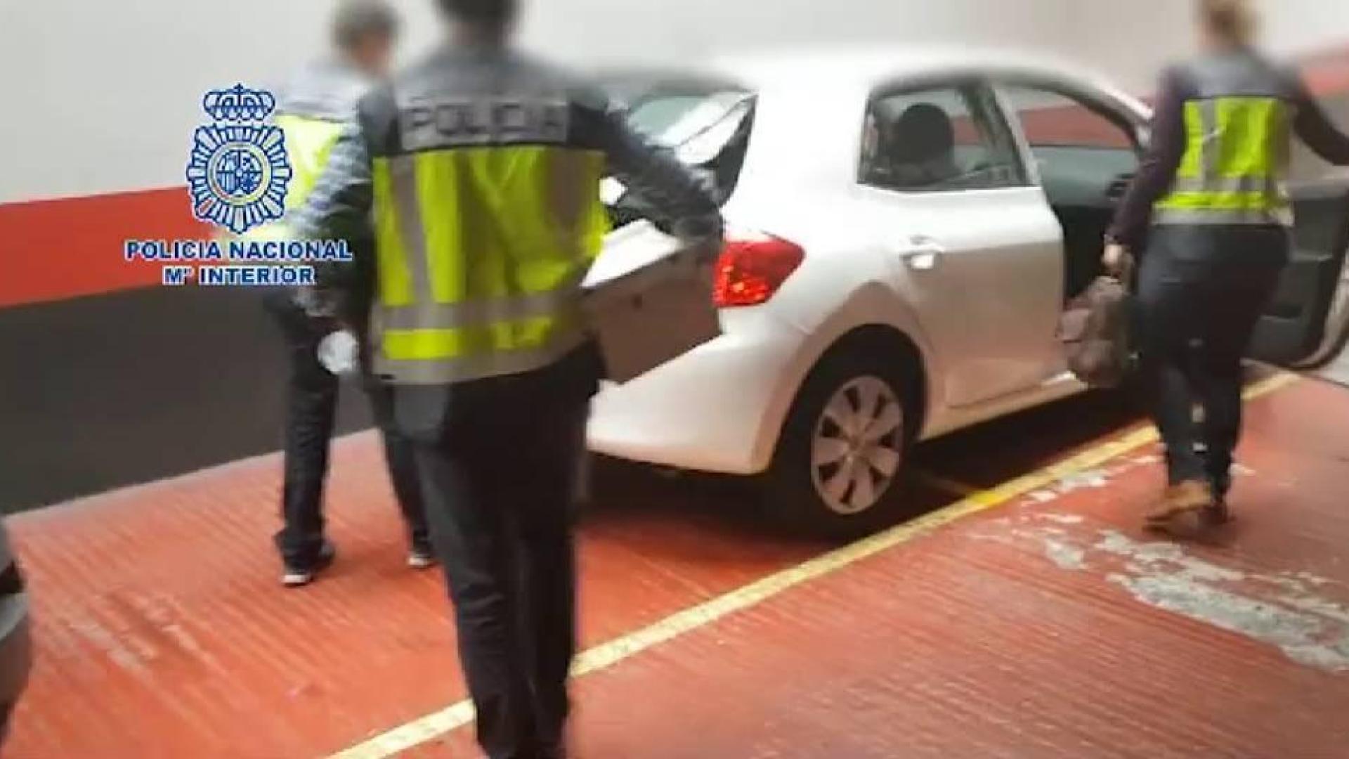 Prisión para un joven por abusar de una niña y acosar a 42 en redes sociales