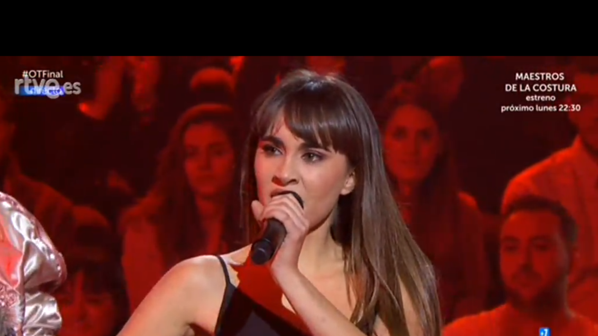 Aitana canta 'Bang bang'