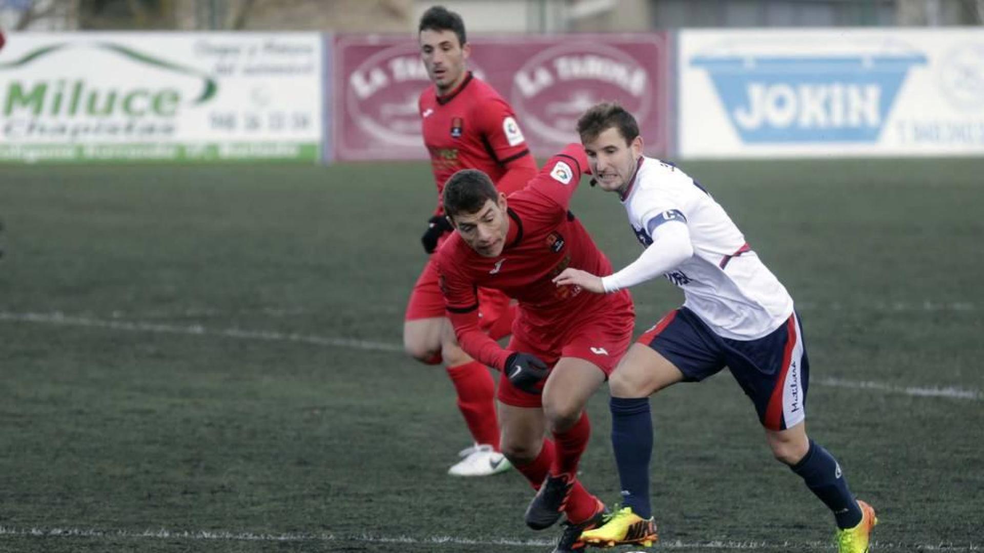 La Mutilvera recibe en la ida del 'playoff' al Real Oviedo B