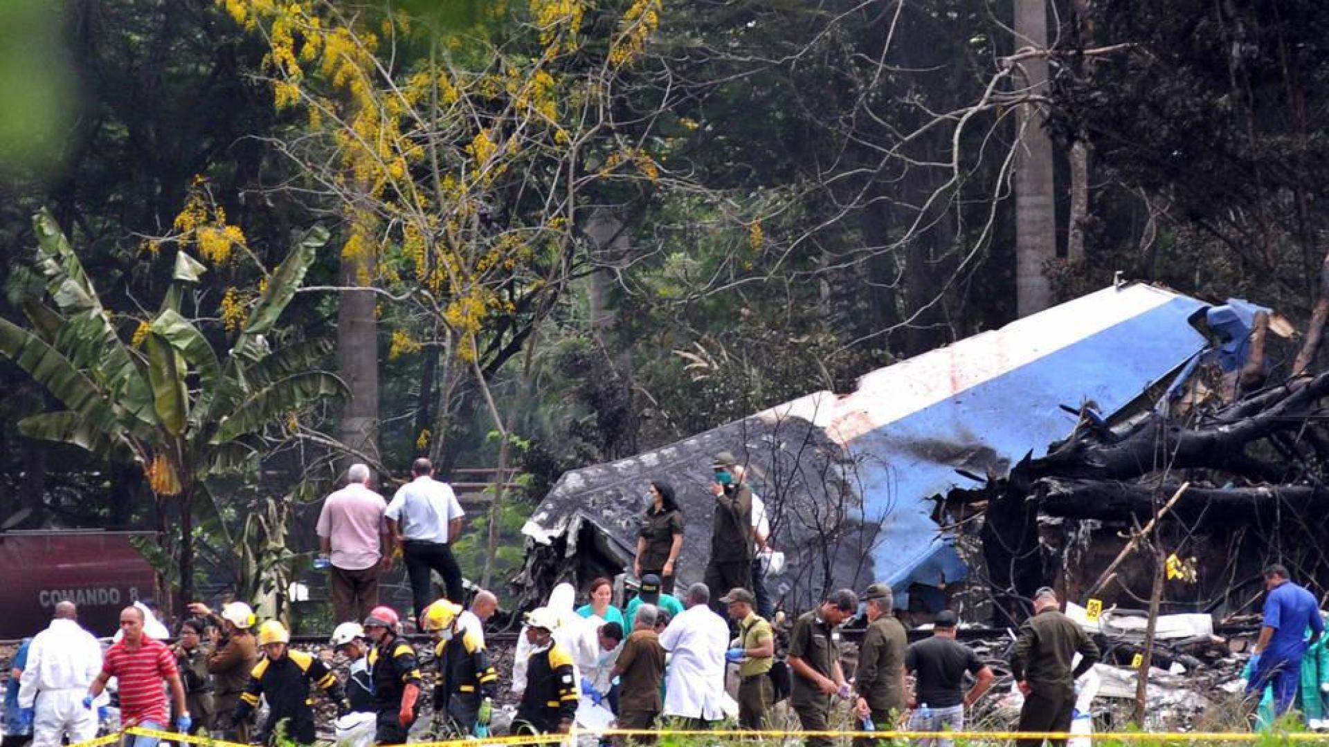 Tres supervivientes del accidente aéreo en La Habana siguen graves pero estables