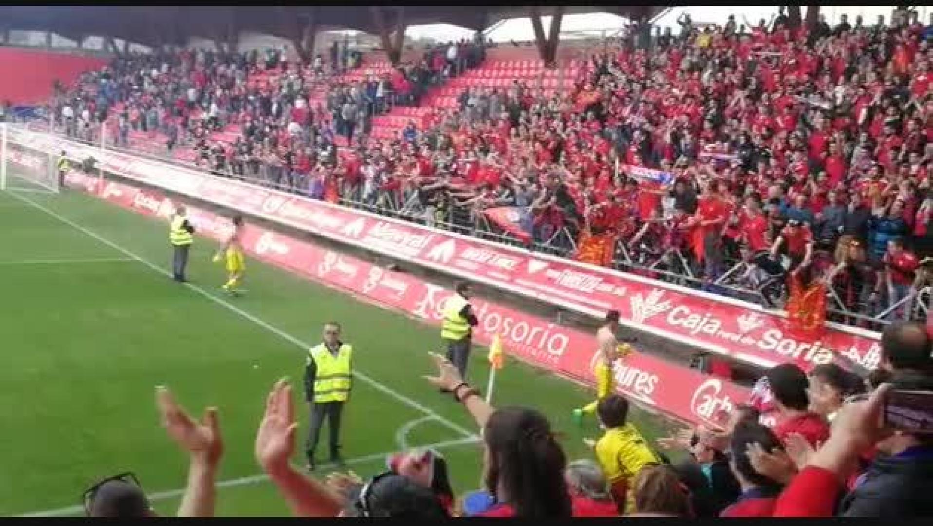 Los jugadores de Osasuna agradecen el apoyo a la afición