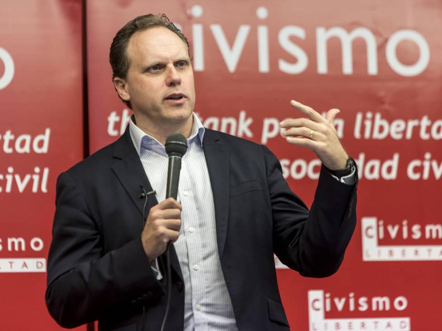 Daniel Lacalle: “Es ridículo pedir que Bilbao, Ávila o Pamplona tengan la misma fiscalidad”