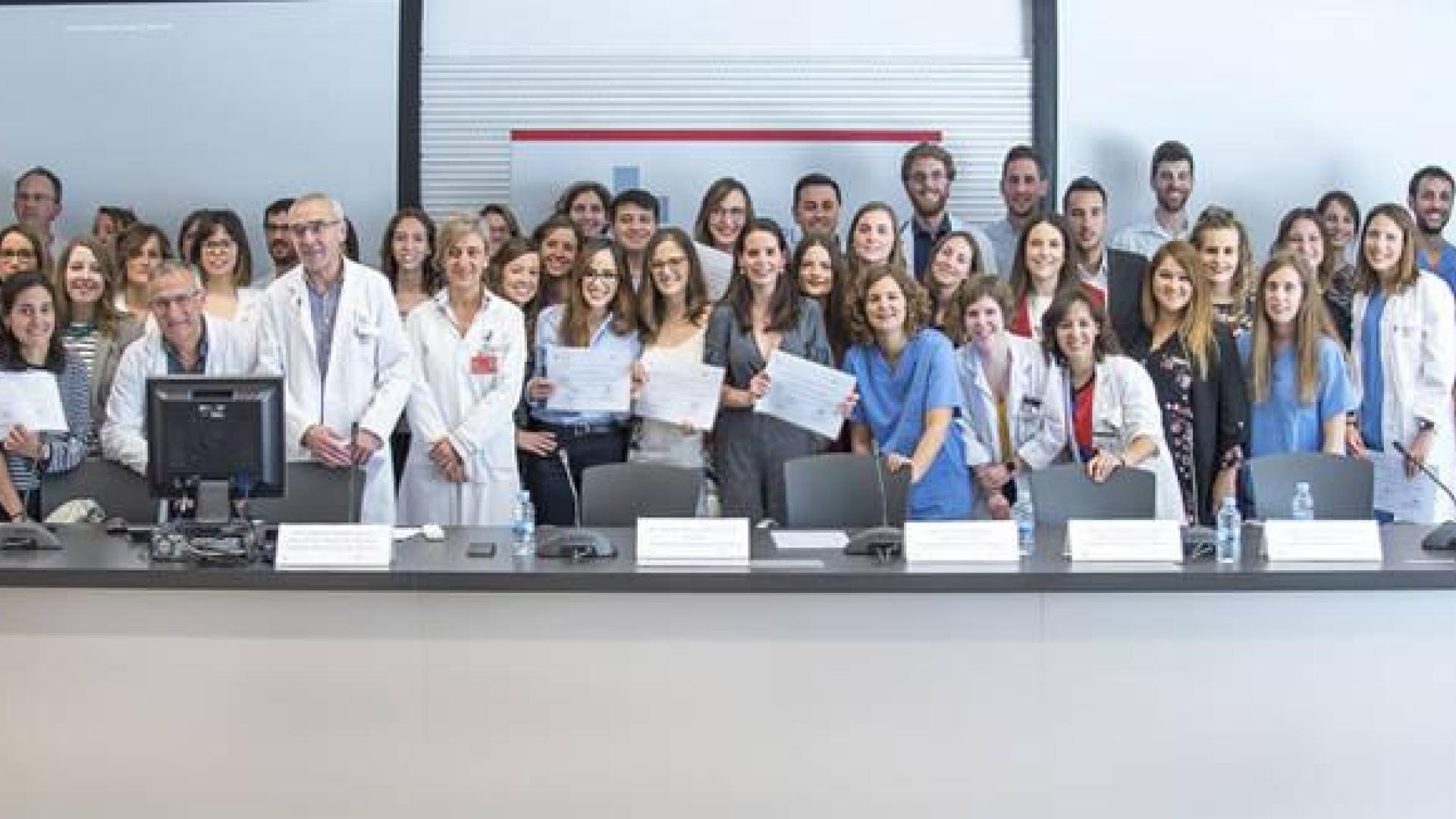 El CHN acoge el acto de despedida y bienvenida de 108 especialistas en formación