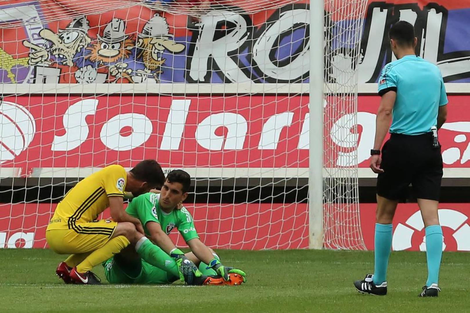 La afición de Osasuna muestra su apoyo y cariño a Sergio Herrera en las redes