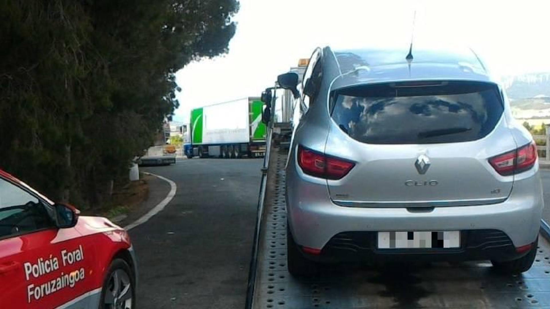 Detenida una joven francesa en Olite por circular con un coche robado