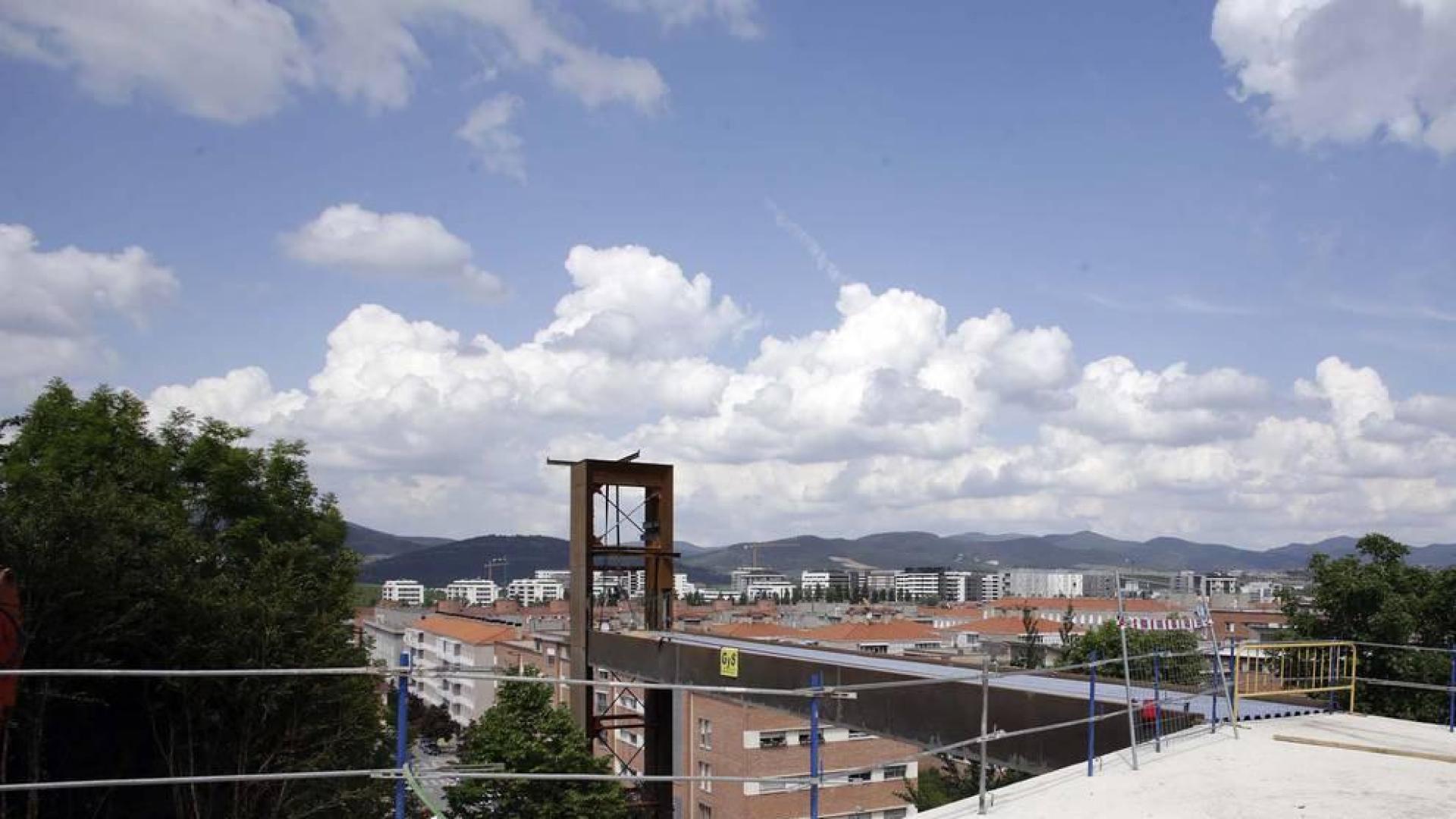 El ascensor de Mendillorri estará acabado la víspera de San Fermín