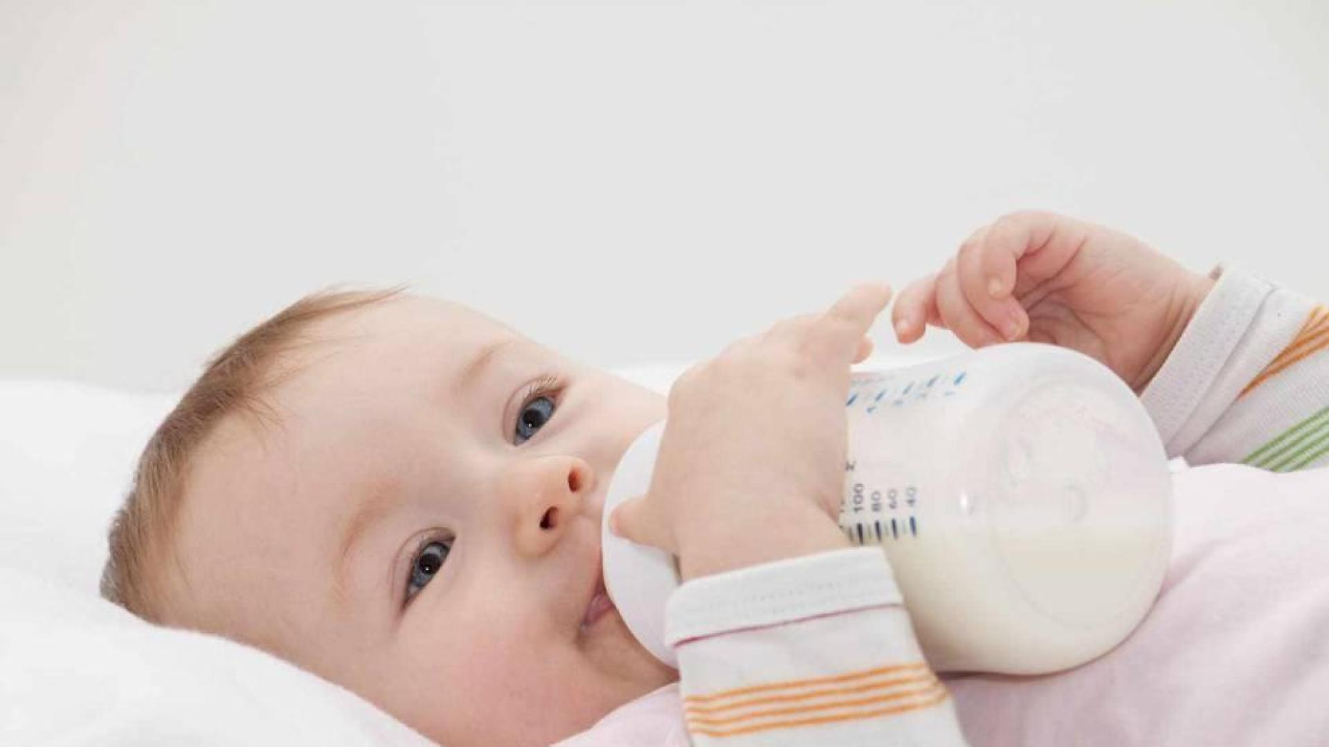 Desmantelan en Girona una planta que envasaba leche de bebé falsificada