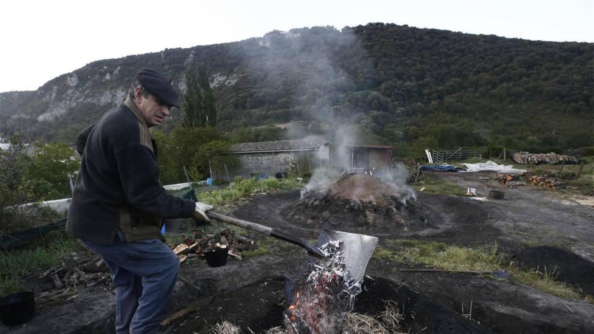La nostalgia del último carbonero navarro desde la 'Rusia de Navarra'