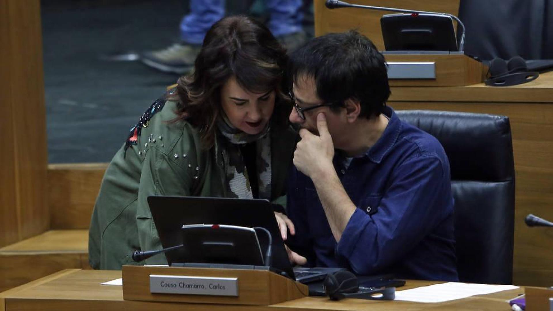 Aznárez (Podemos) defiende que le dio su firma a Couso “desde el 4 de mayo”